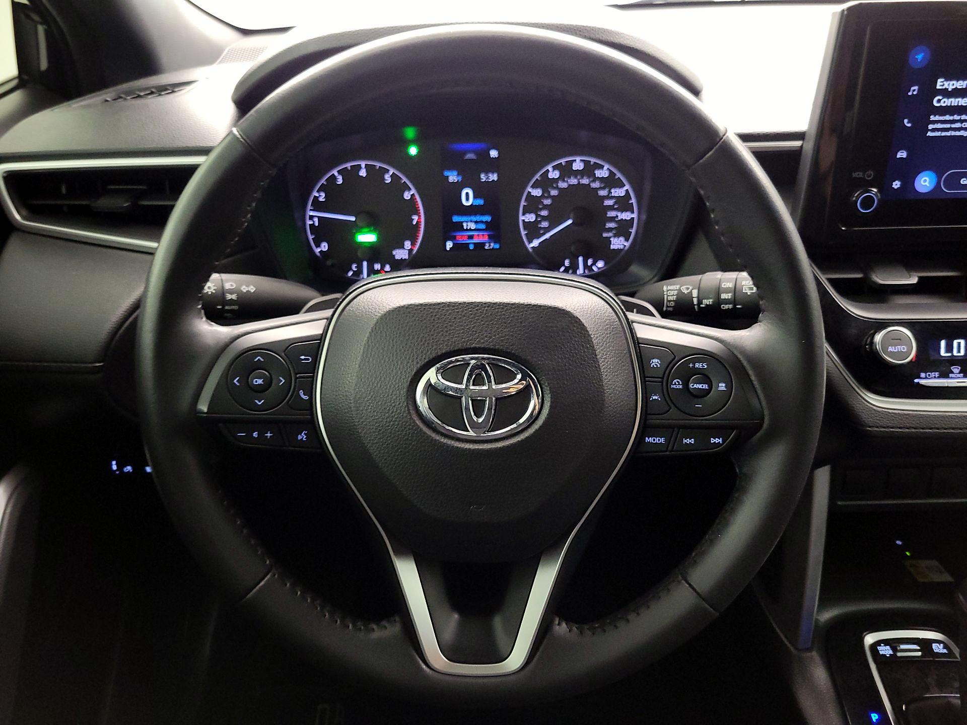 Thumbnail: 2023 Toyota Corolla Cross - 10