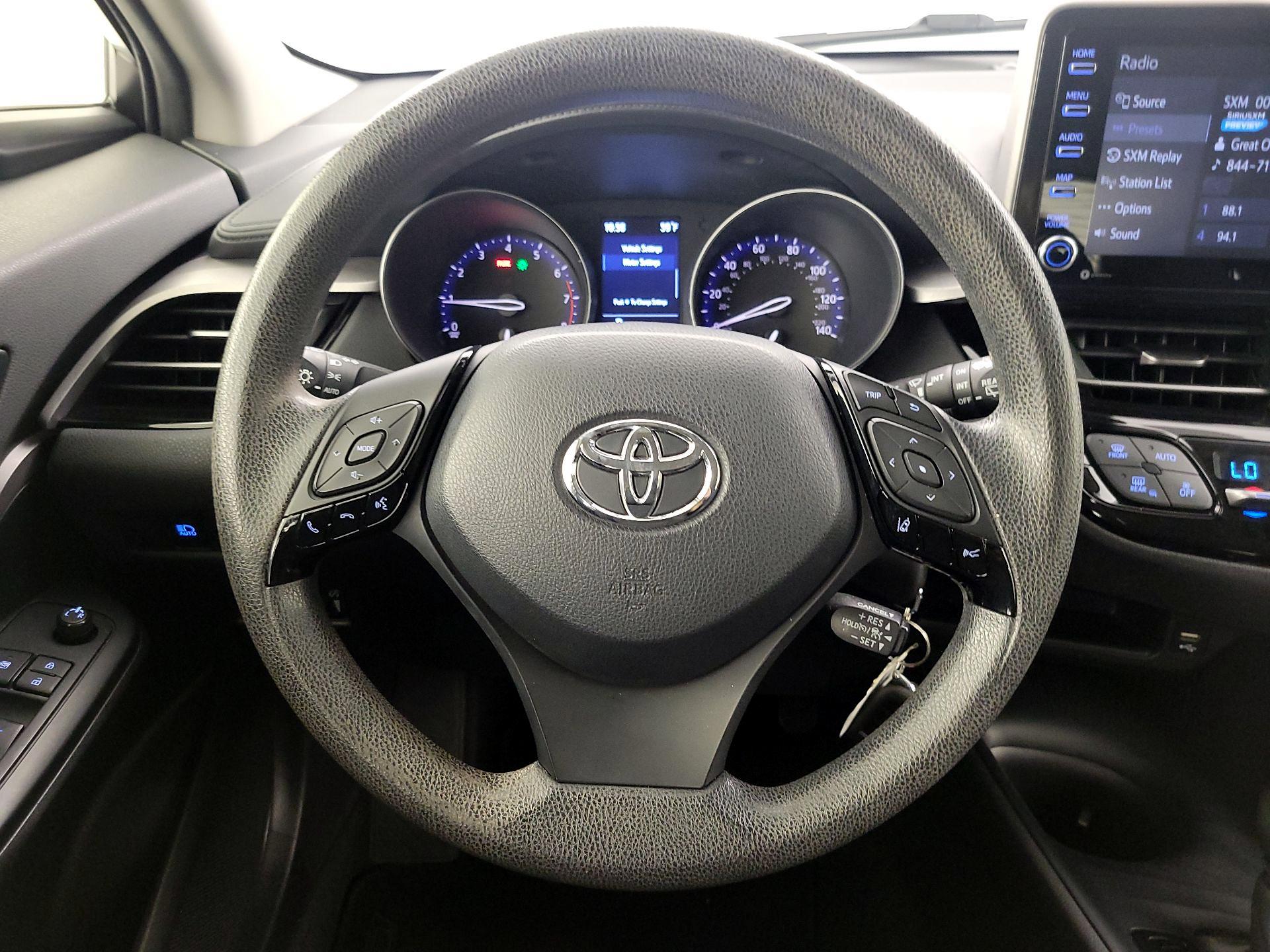 Thumbnail: 2021 Toyota C-HR - 10