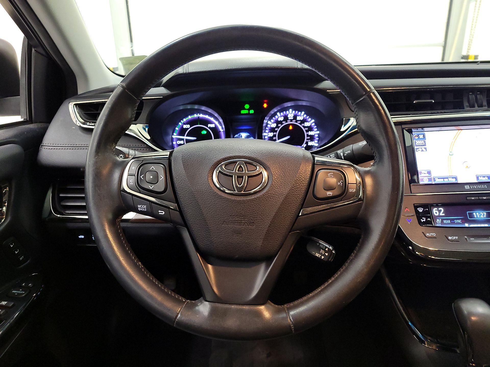 Thumbnail: 2013 Toyota Avalon - 10