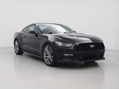 Black 2016 Ford Mustang