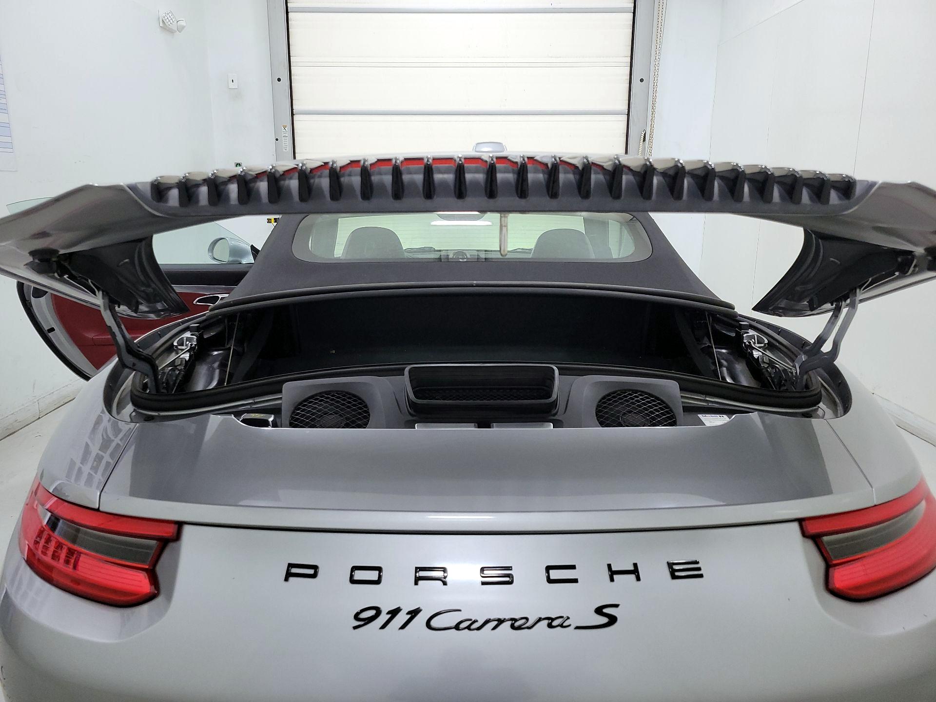 Thumbnail: 2017 Porsche 911 - 20