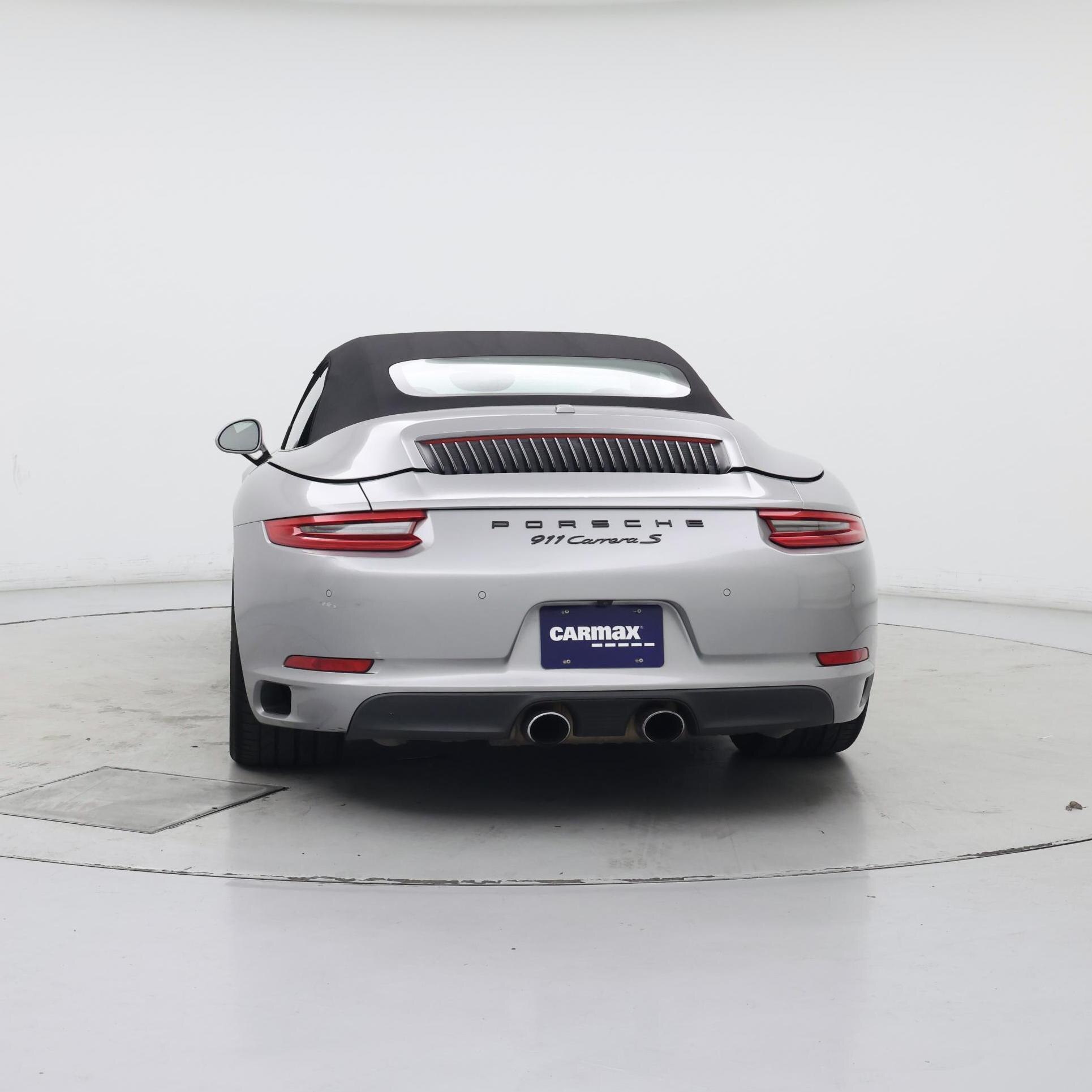 Thumbnail: 2017 Porsche 911 - 6