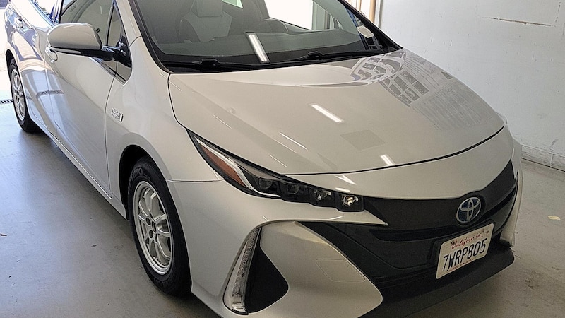 2017 Toyota Prius Prime Premium Hero Image