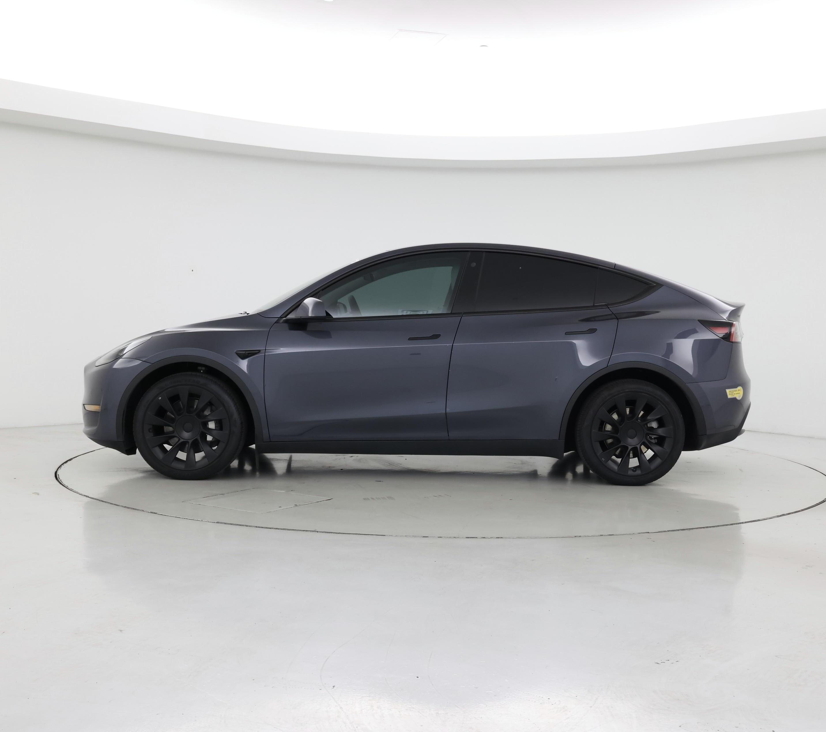 Thumbnail: 2022 Tesla Model Y - 3
