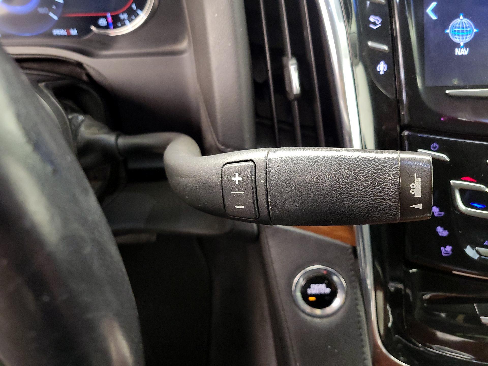 Thumbnail: 2016 Cadillac Escalade - 18