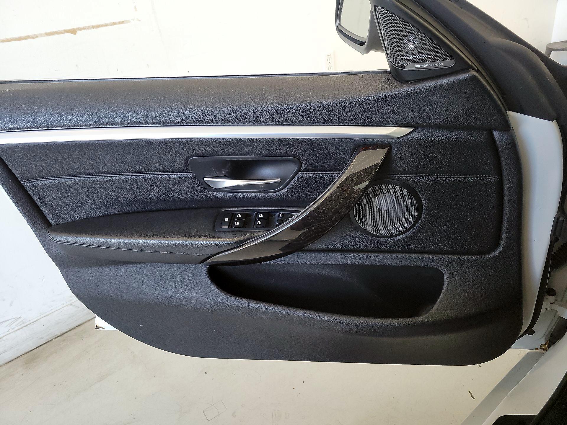 Thumbnail: 2016 BMW 4 Series - 12