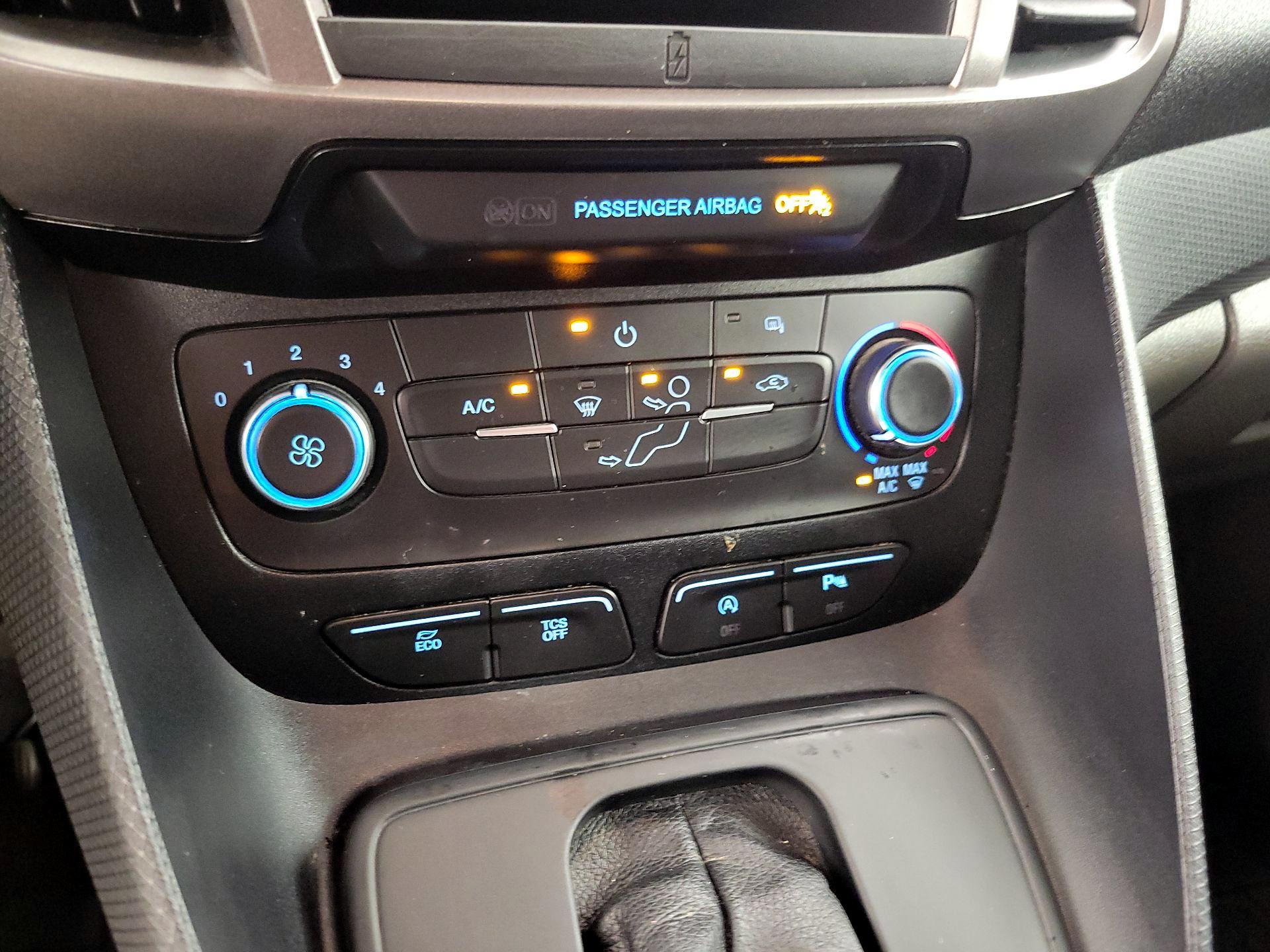 Thumbnail: 2022 Ford Transit Series - 16