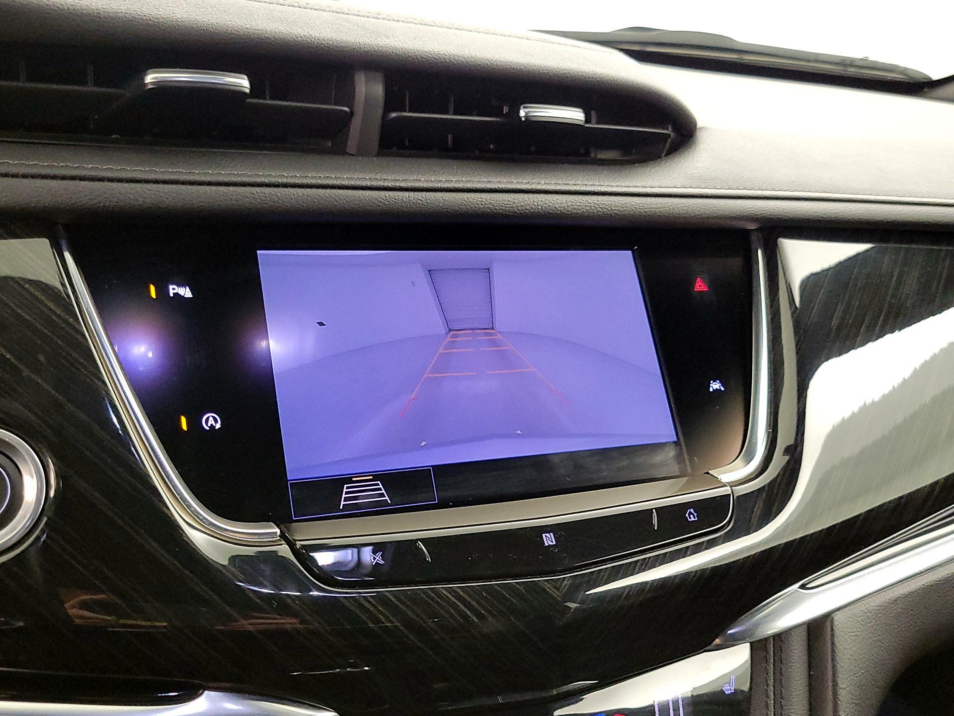 Thumbnail: 2020 Cadillac XT6 - 14