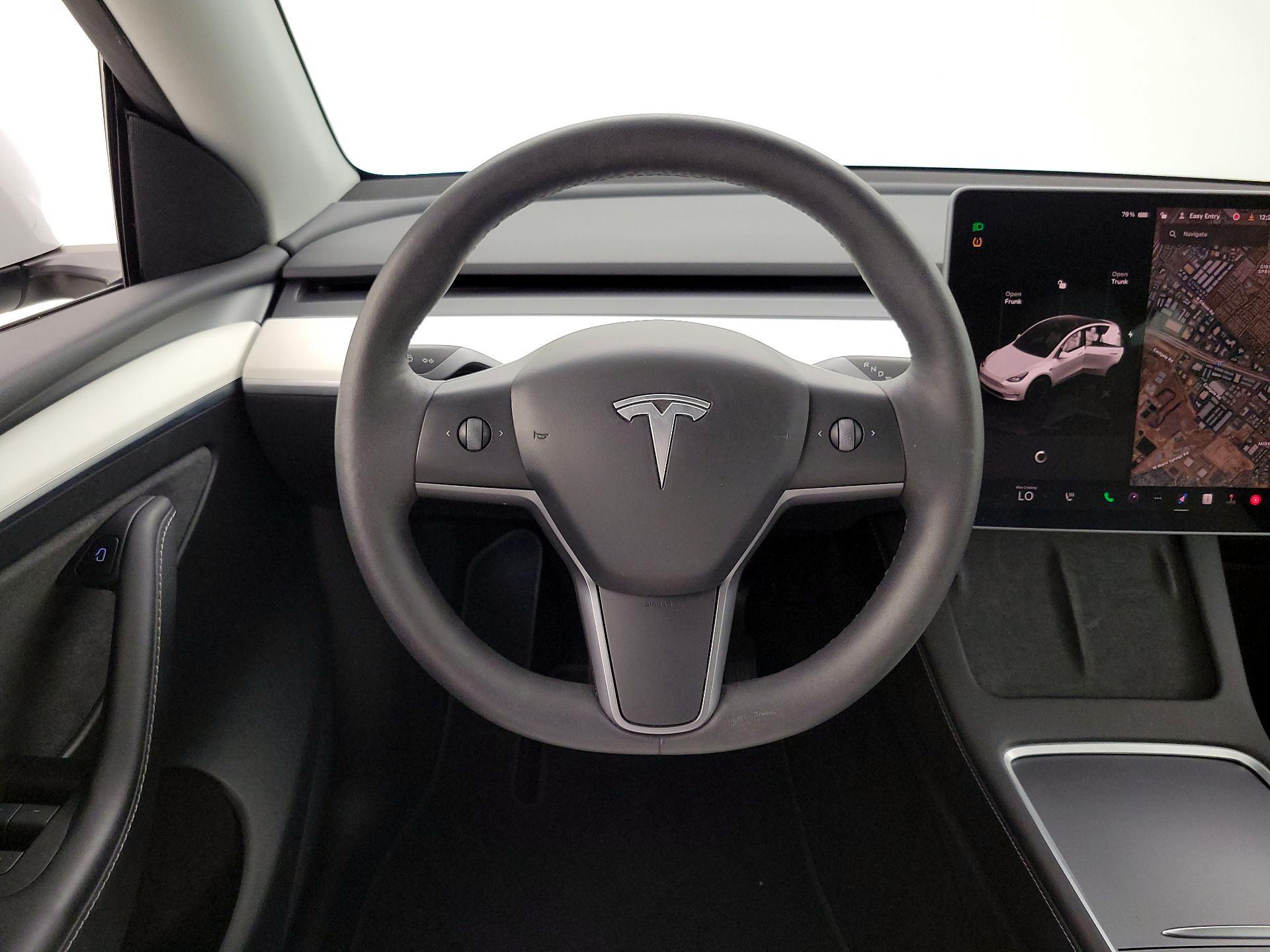 Thumbnail: 2023 Tesla Model Y - 10