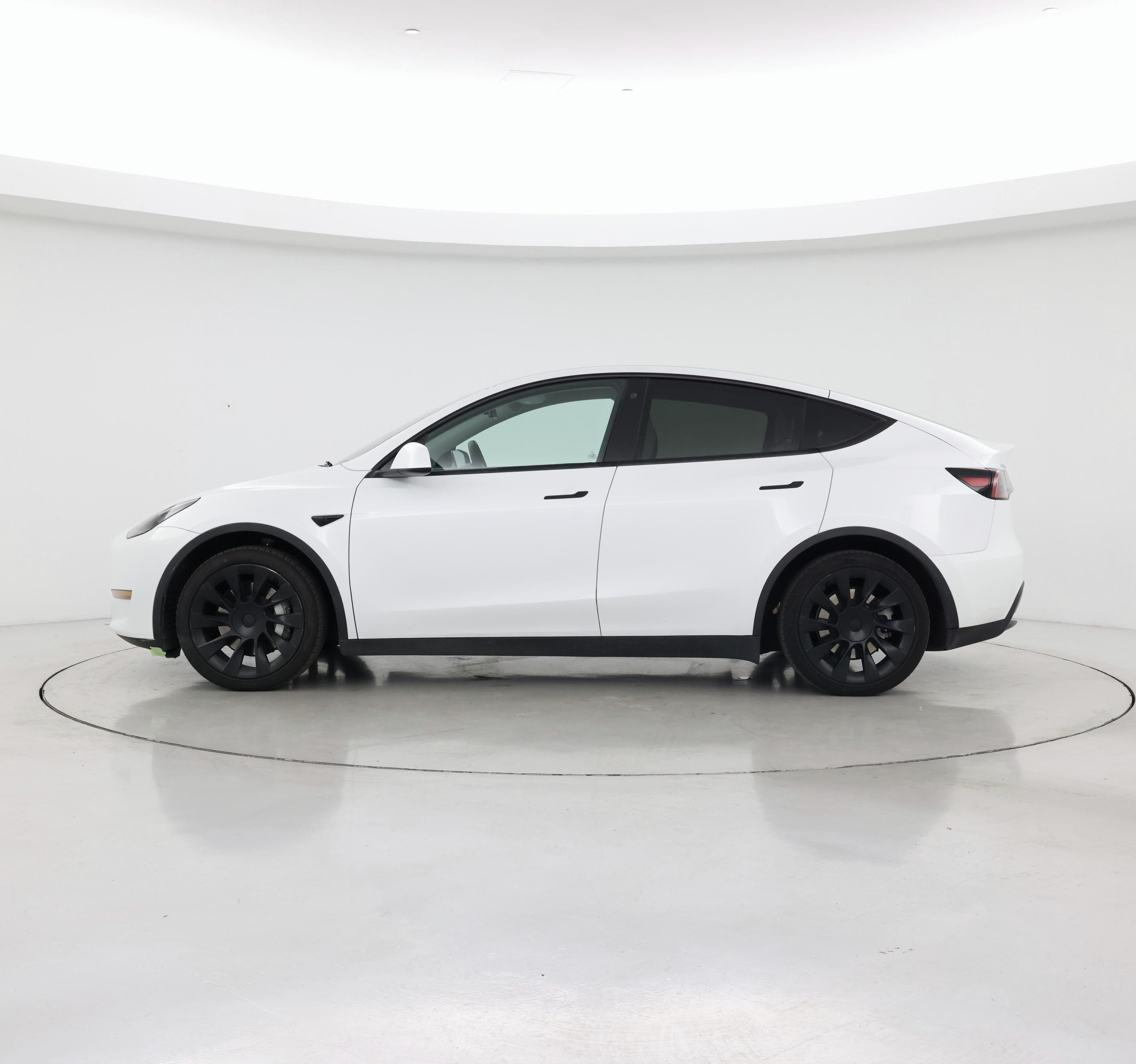 Thumbnail: 2023 Tesla Model Y - 3
