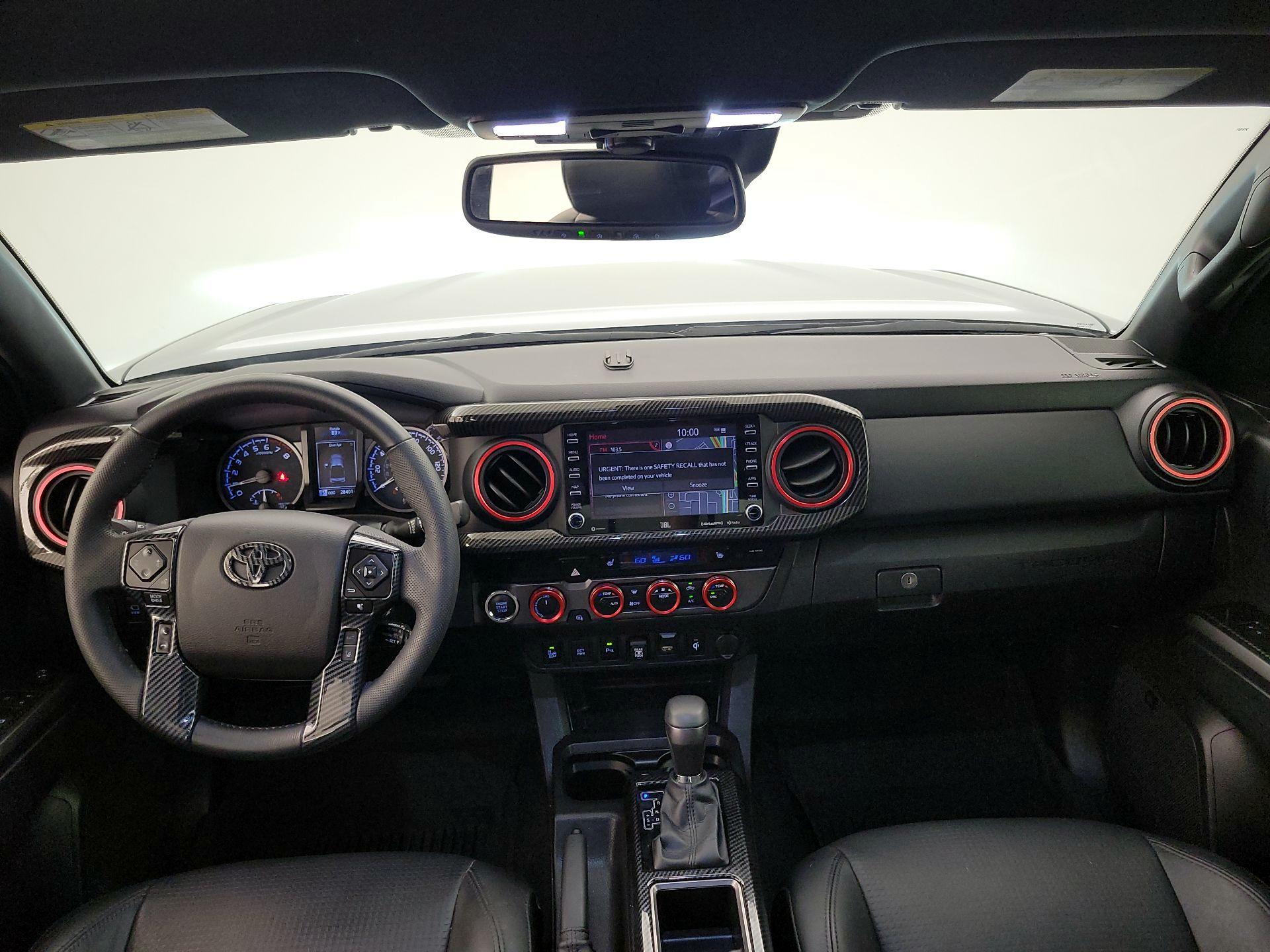 Thumbnail: 2022 Toyota Tacoma - 9
