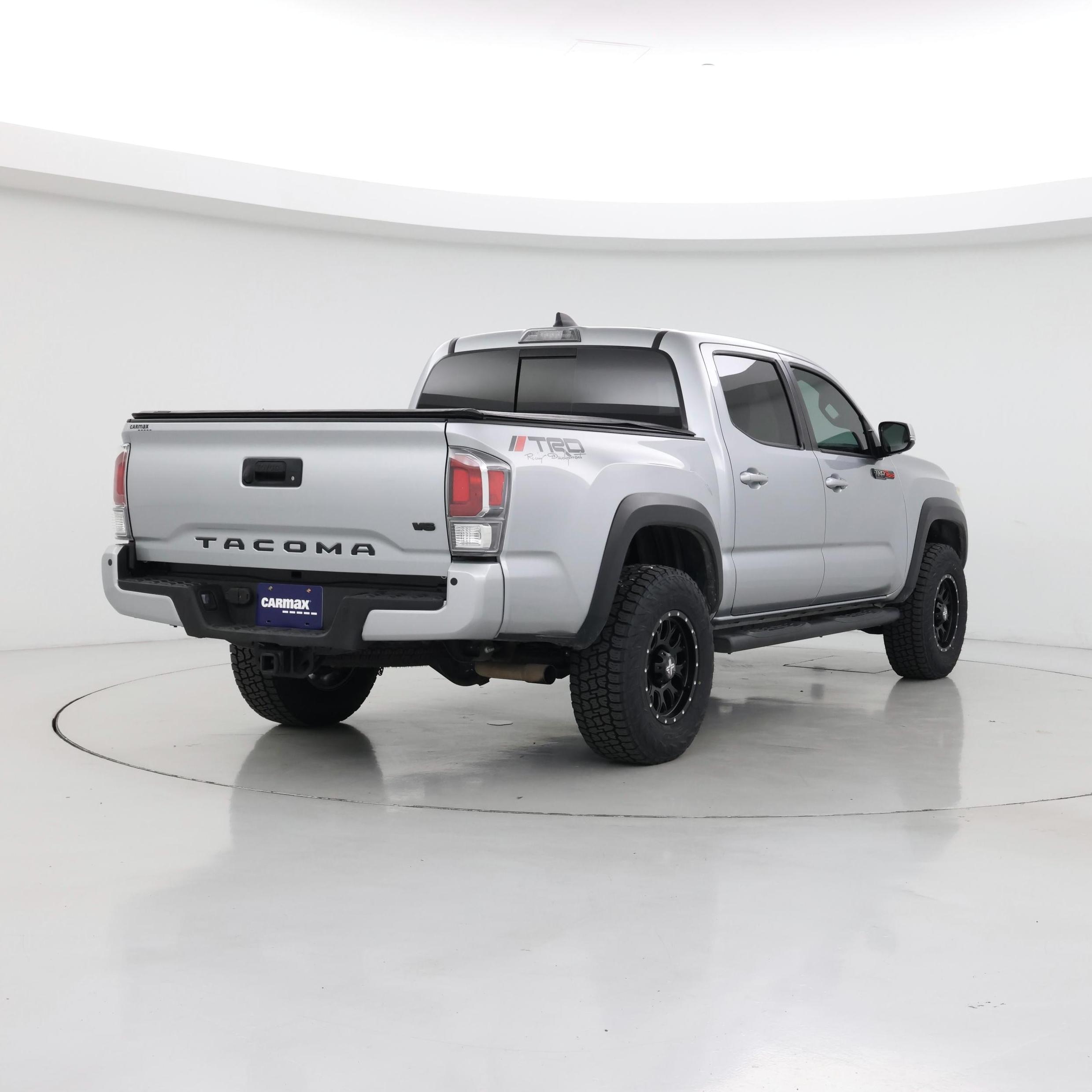 Thumbnail: 2022 Toyota Tacoma - 8