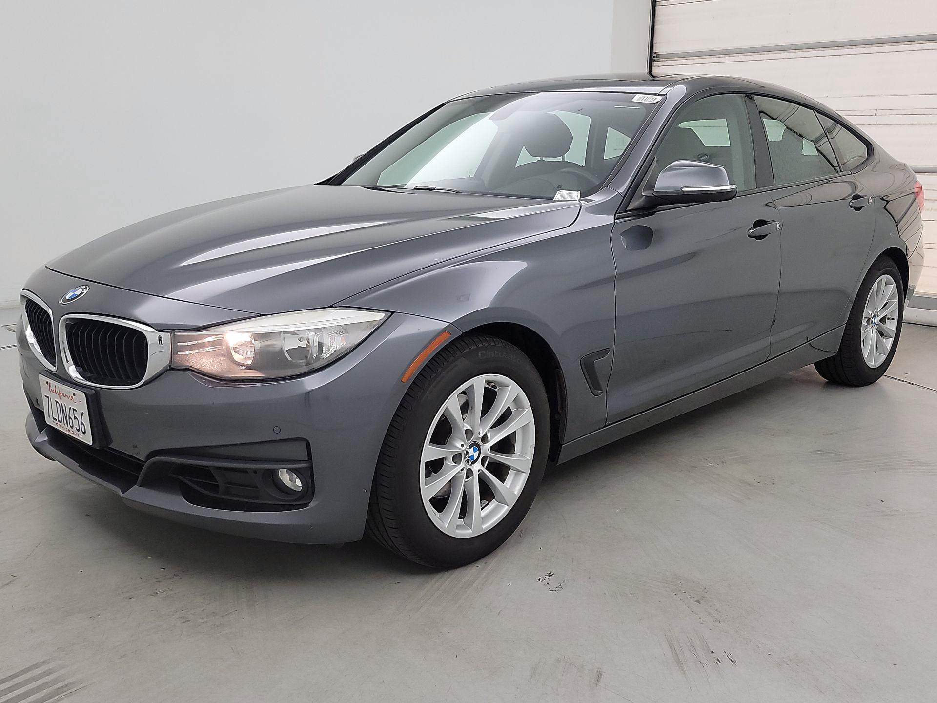 Thumbnail: 2015 BMW 3 Series - 3