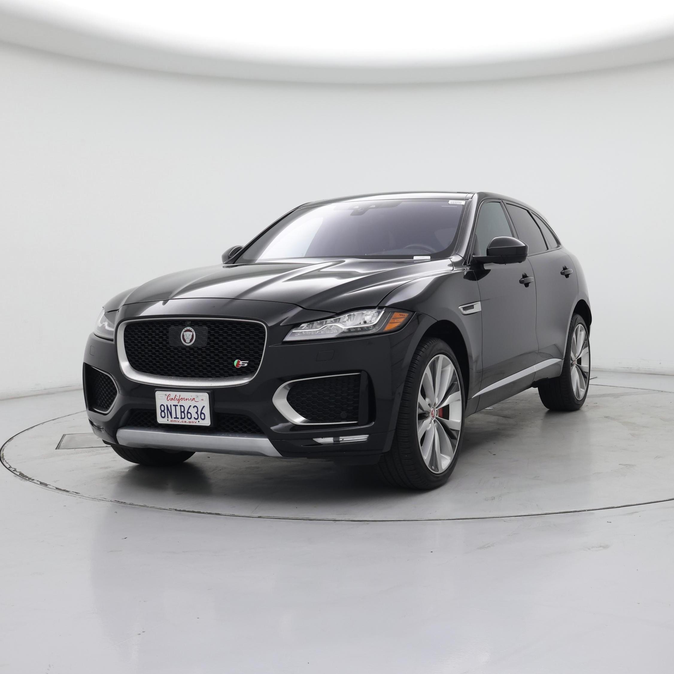 Thumbnail: 2020 Jaguar F-Pace - 4
