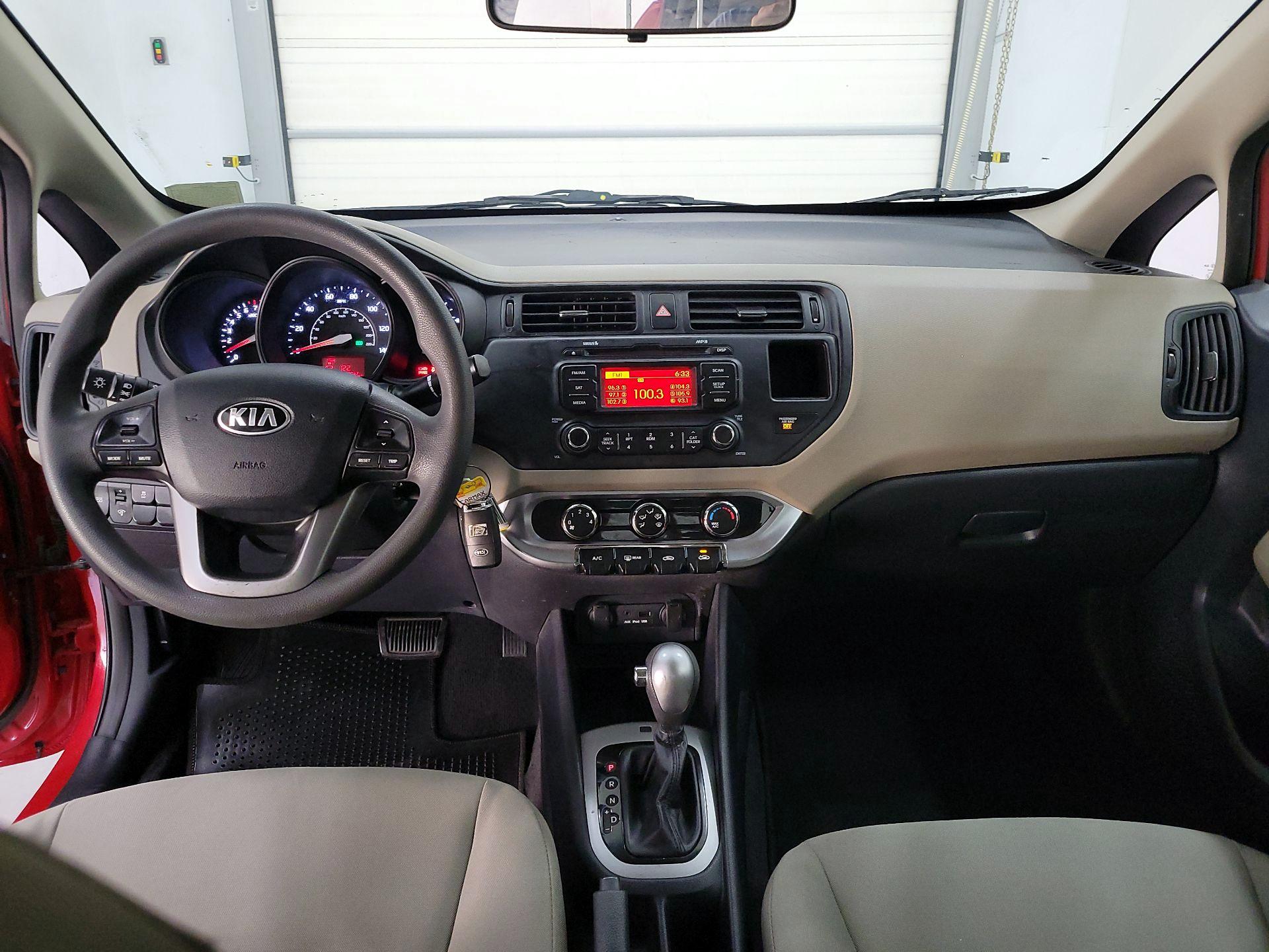 Thumbnail: 2014 Kia Rio - 9
