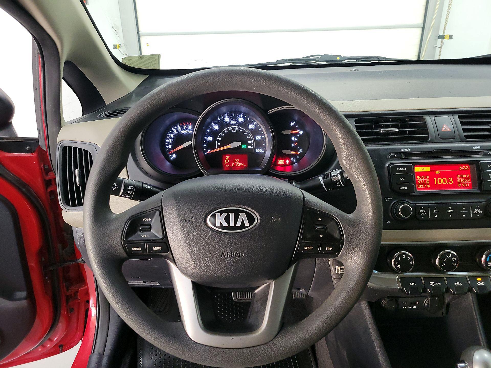 Thumbnail: 2014 Kia Rio - 10