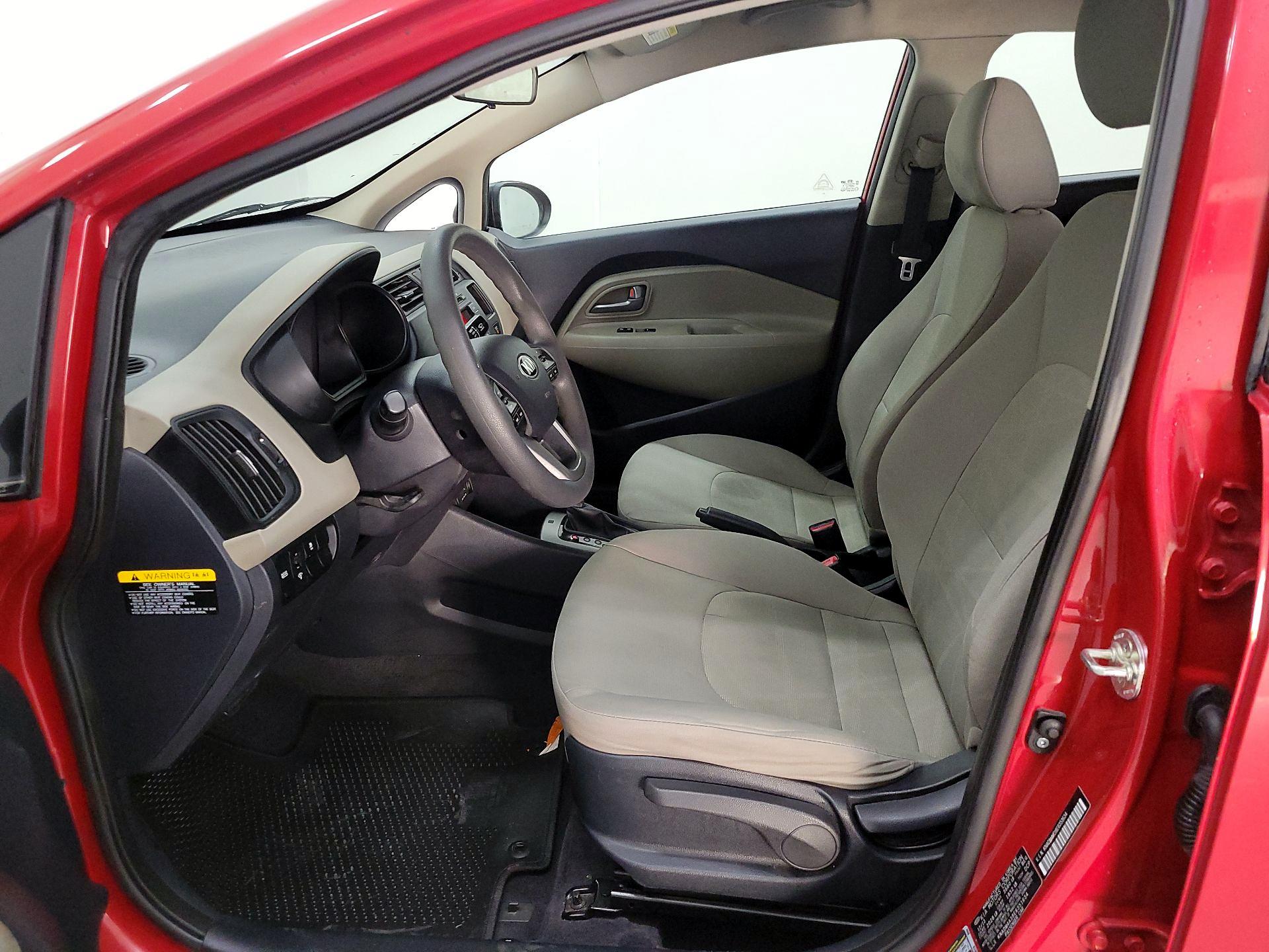 Thumbnail: 2014 Kia Rio - 11