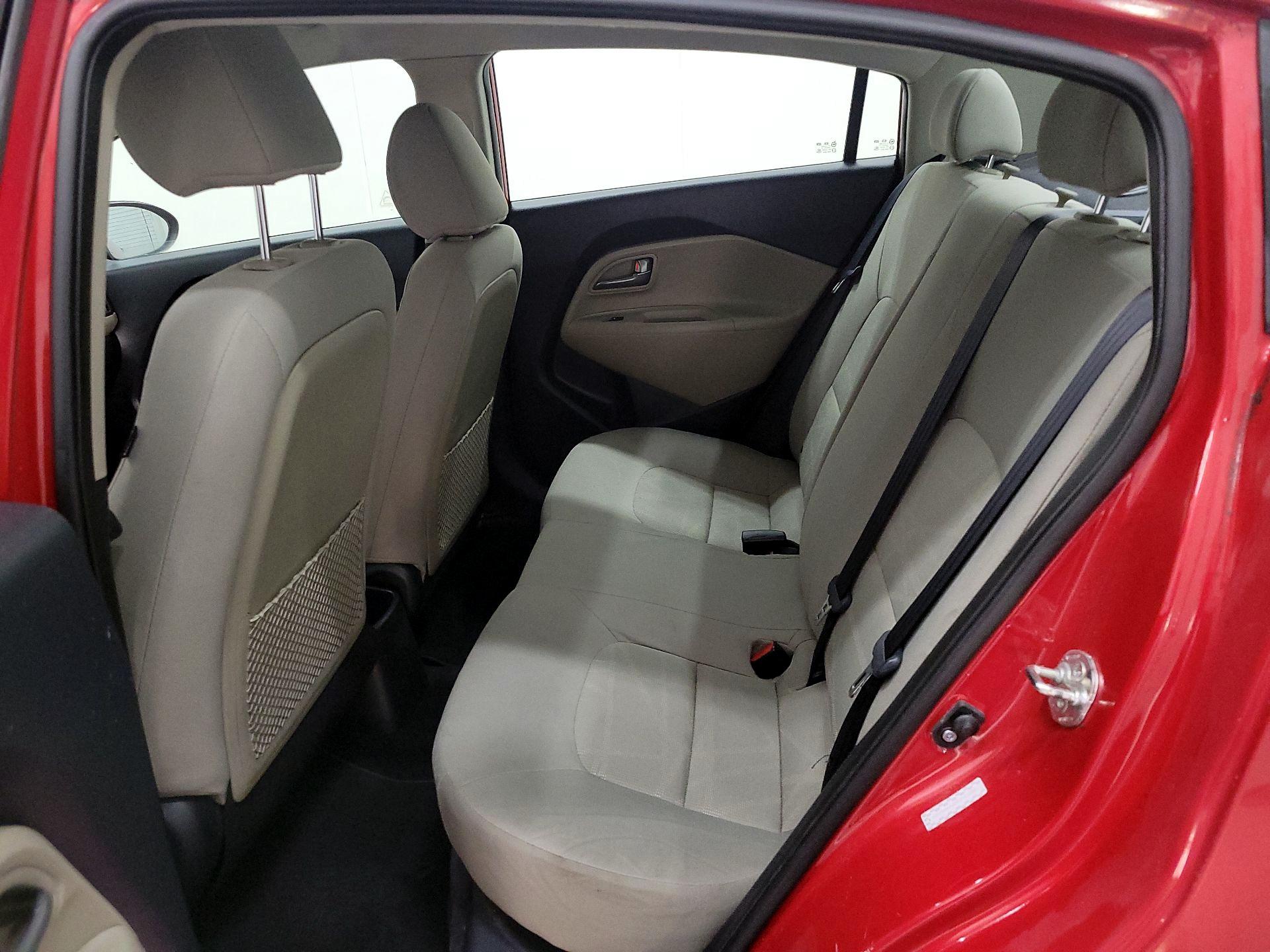 Thumbnail: 2014 Kia Rio - 18