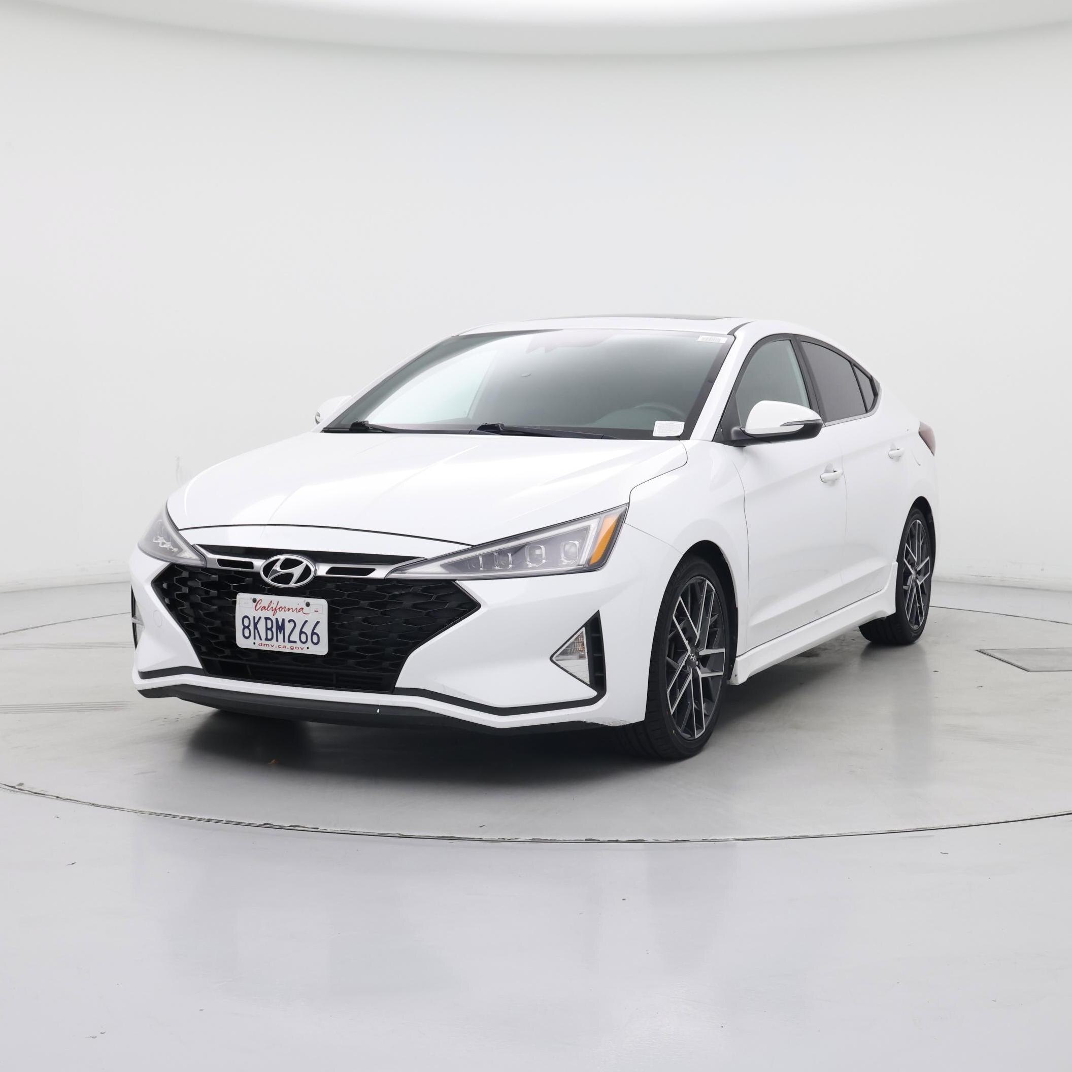 Thumbnail: 2019 Hyundai Elantra - 4