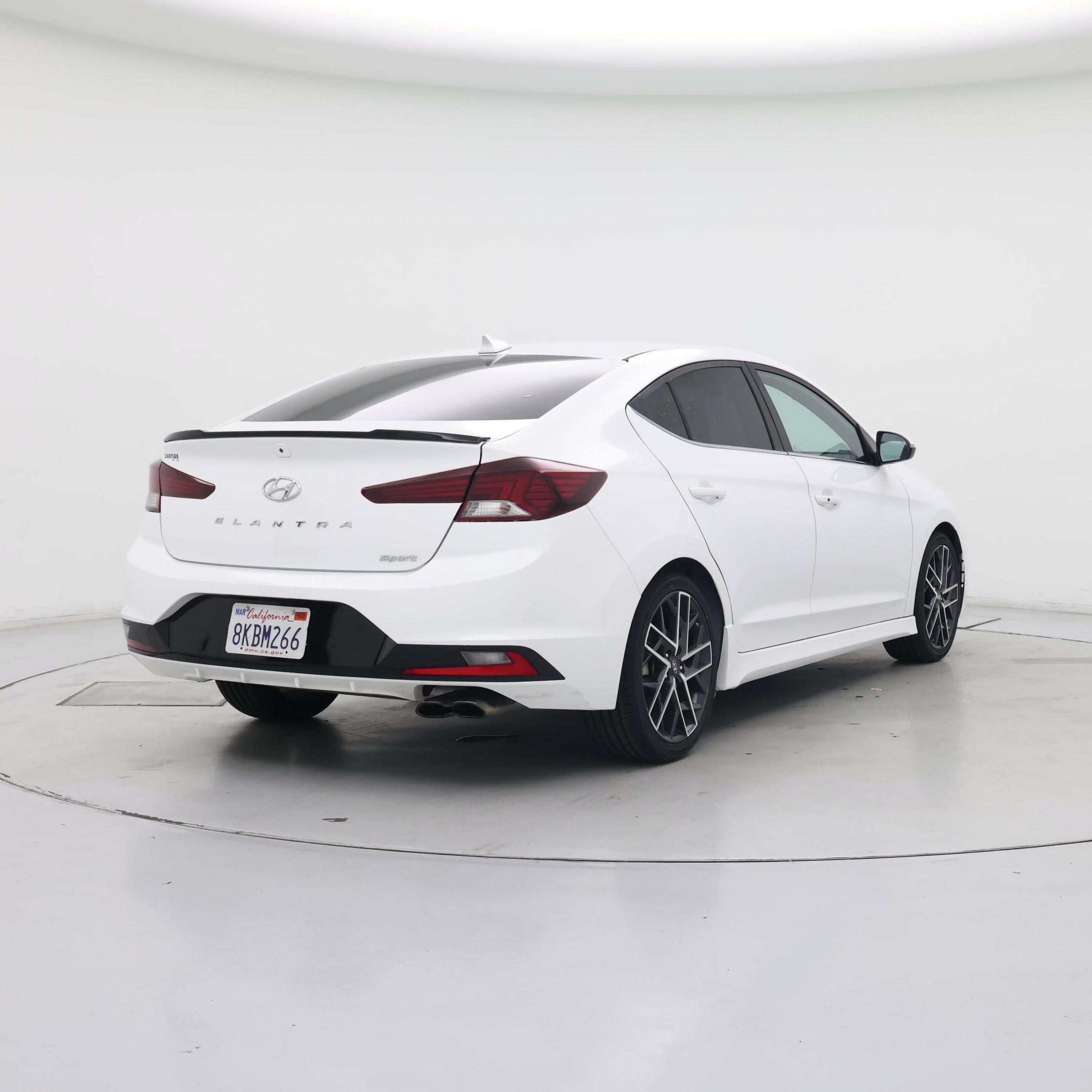 Thumbnail: 2019 Hyundai Elantra - 8