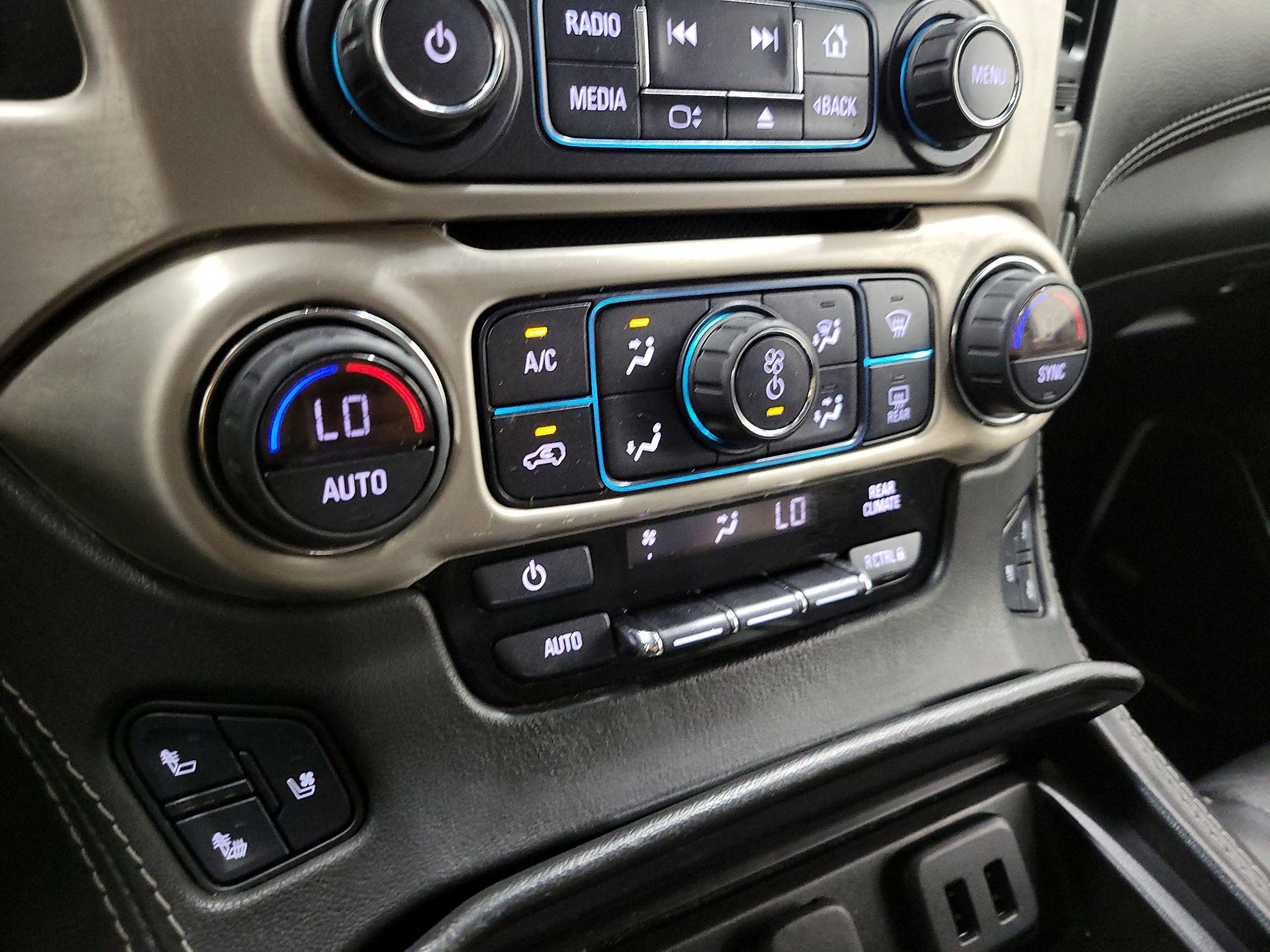 Thumbnail: 2018 GMC Yukon XL - 17