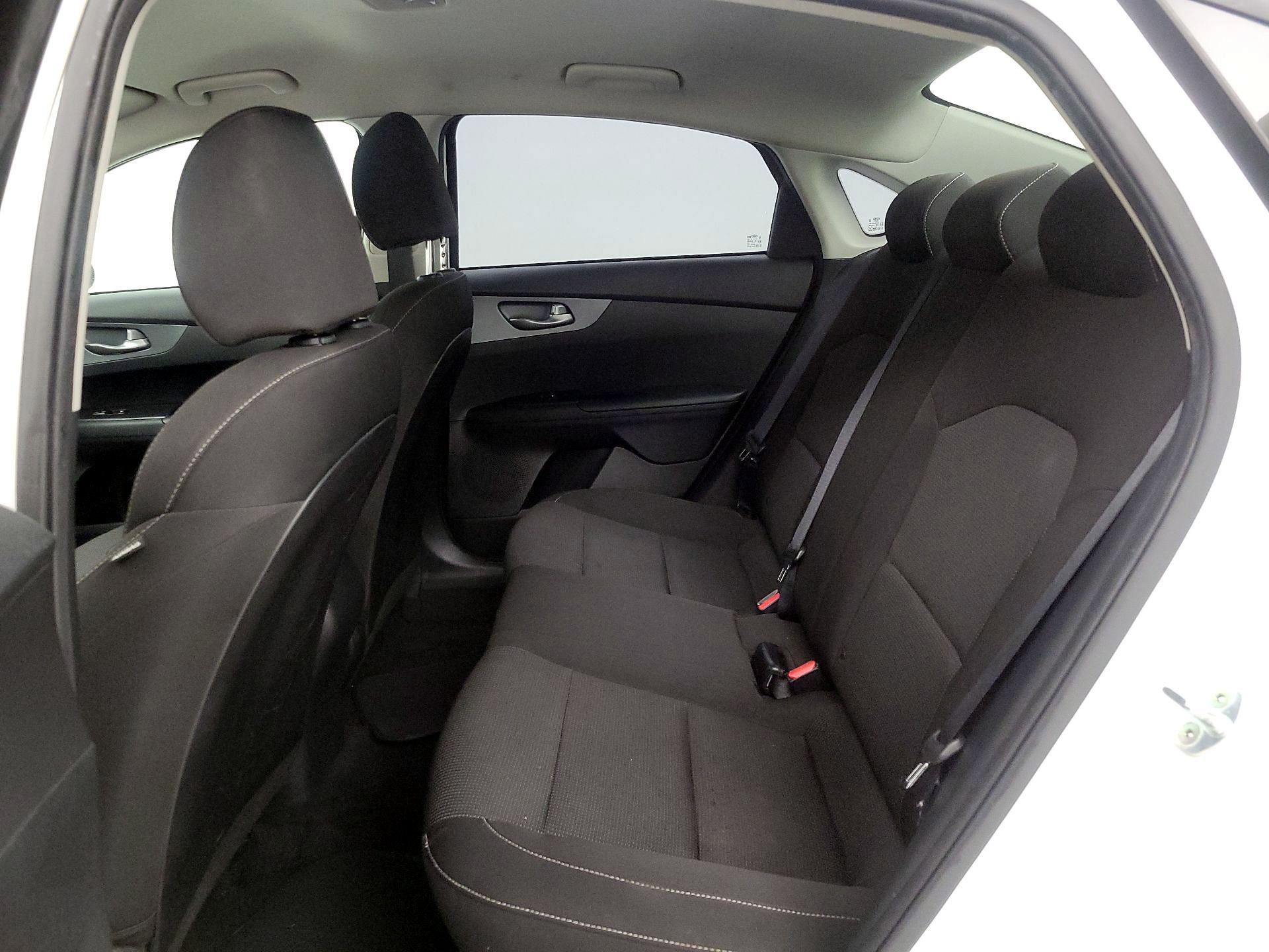 Thumbnail: 2020 Kia Forte - 19