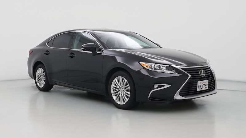 2017 Lexus ES 350 Hero Image