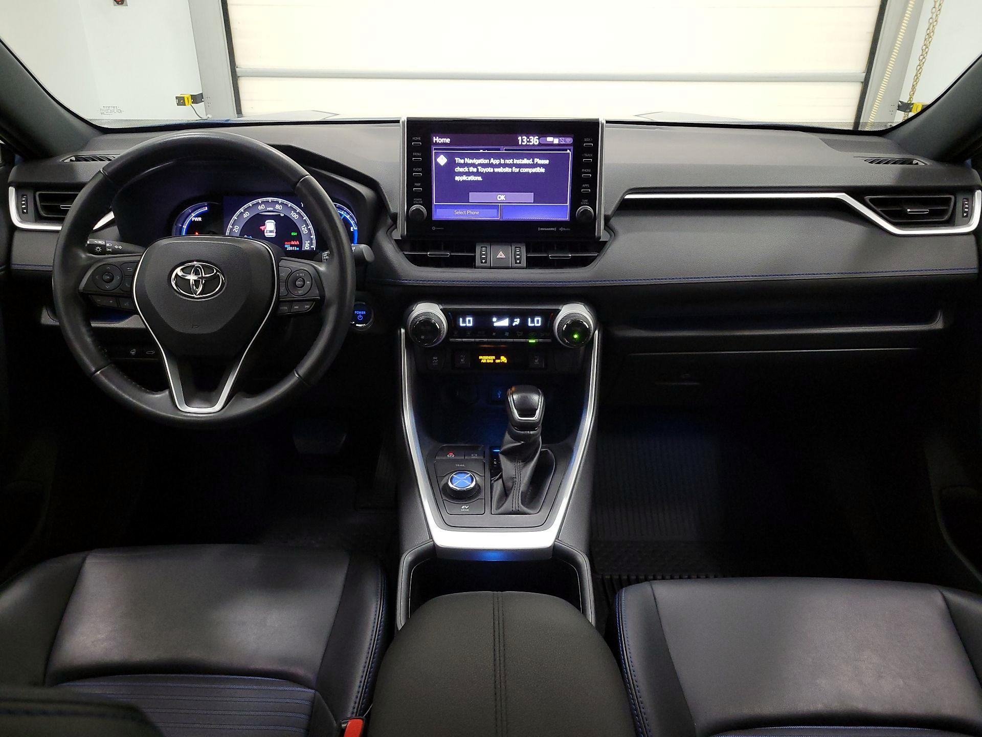 Thumbnail: 2022 Toyota RAV4 - 9
