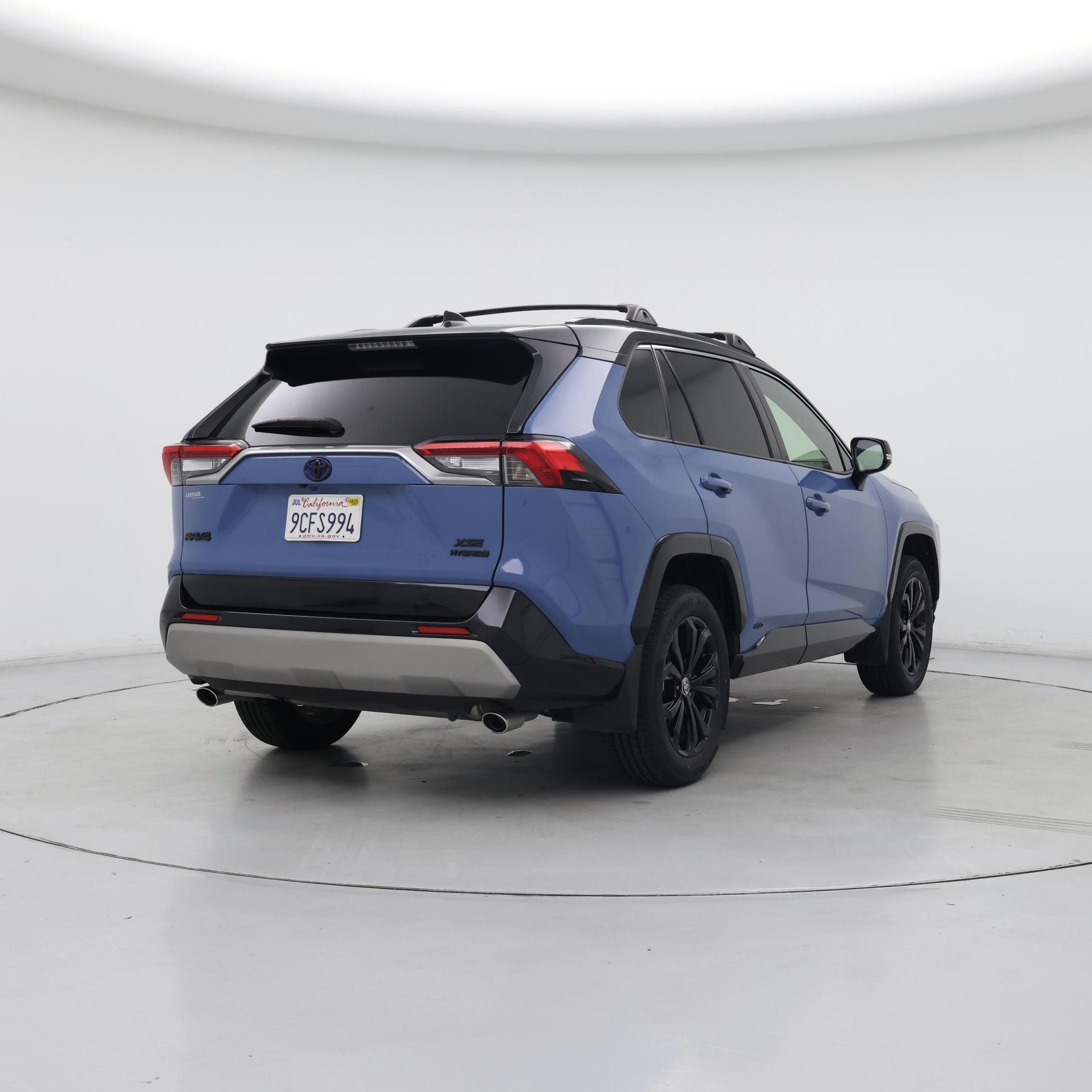 Thumbnail: 2022 Toyota RAV4 - 8