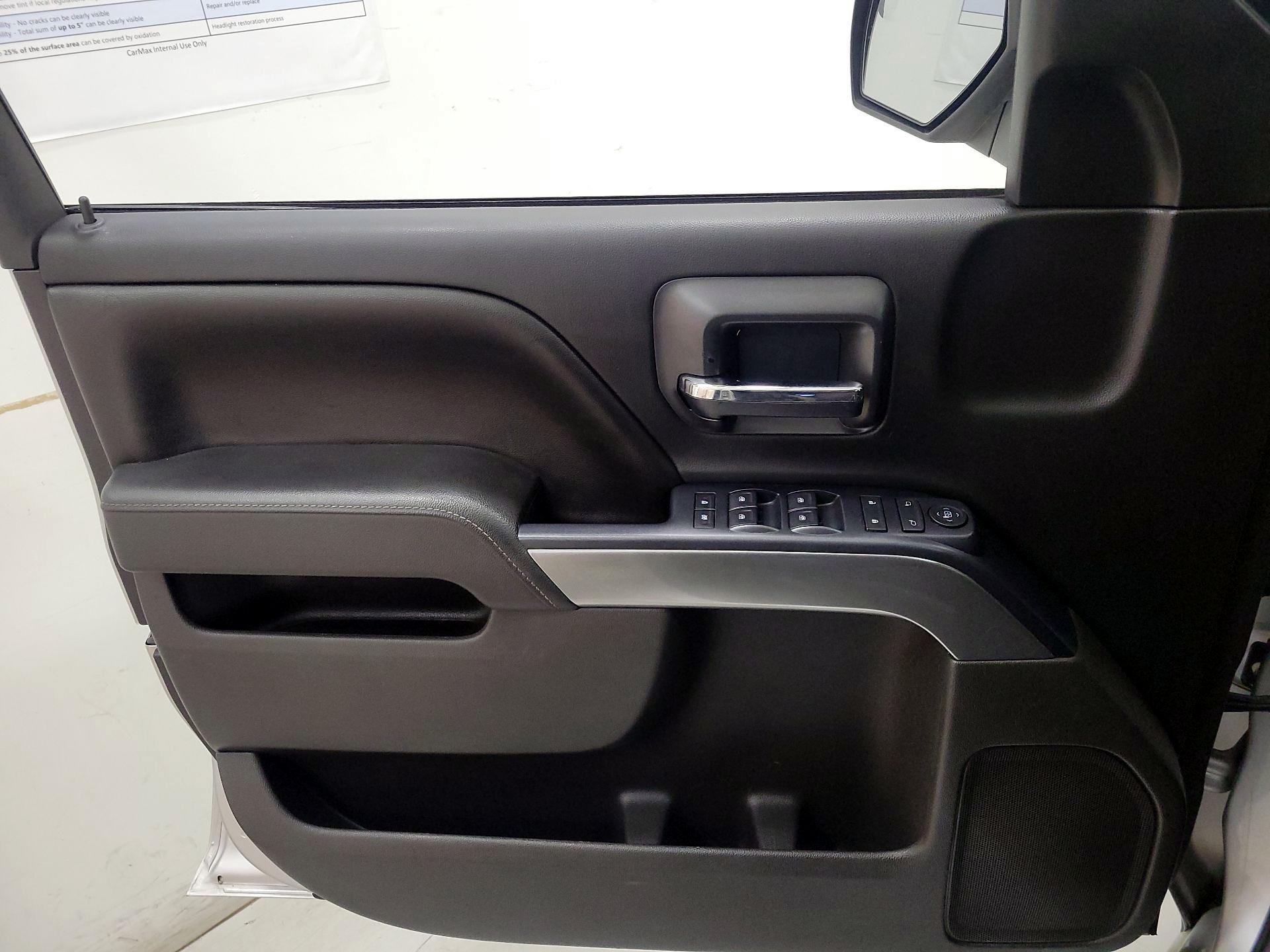 Thumbnail: 2016 Chevrolet Silverado 1500 - 12