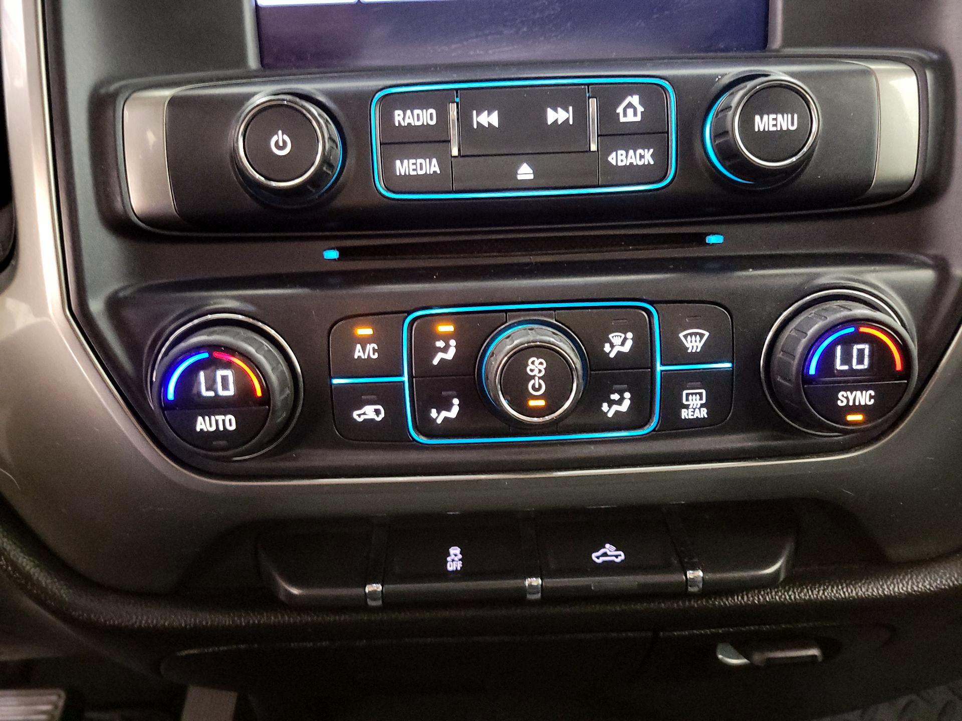 Thumbnail: 2016 Chevrolet Silverado 1500 - 16