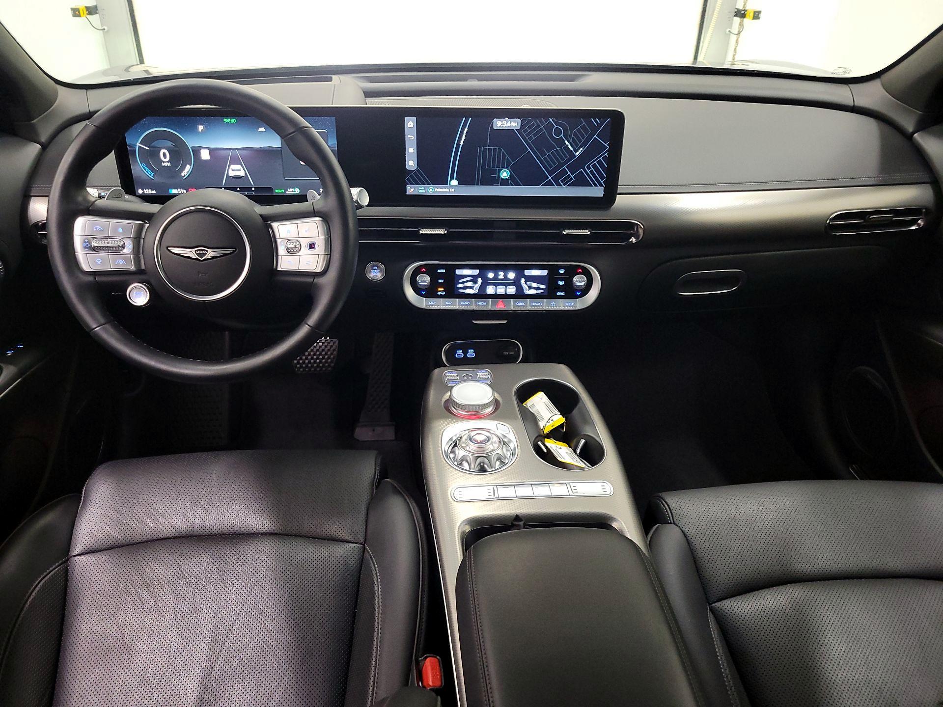 Thumbnail: 2023 Genesis GV60 - 9