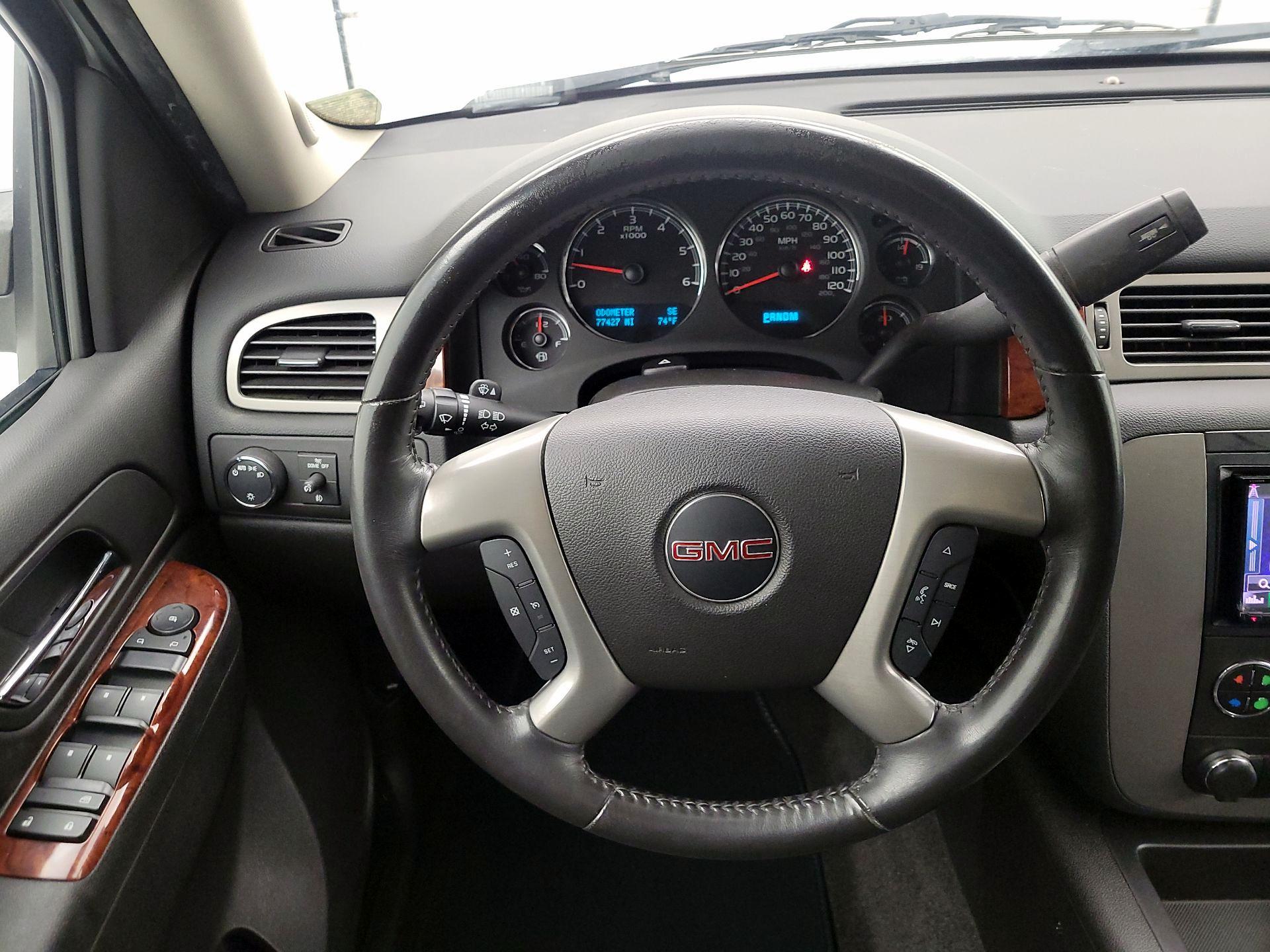 Thumbnail: 2013 GMC Yukon - 10