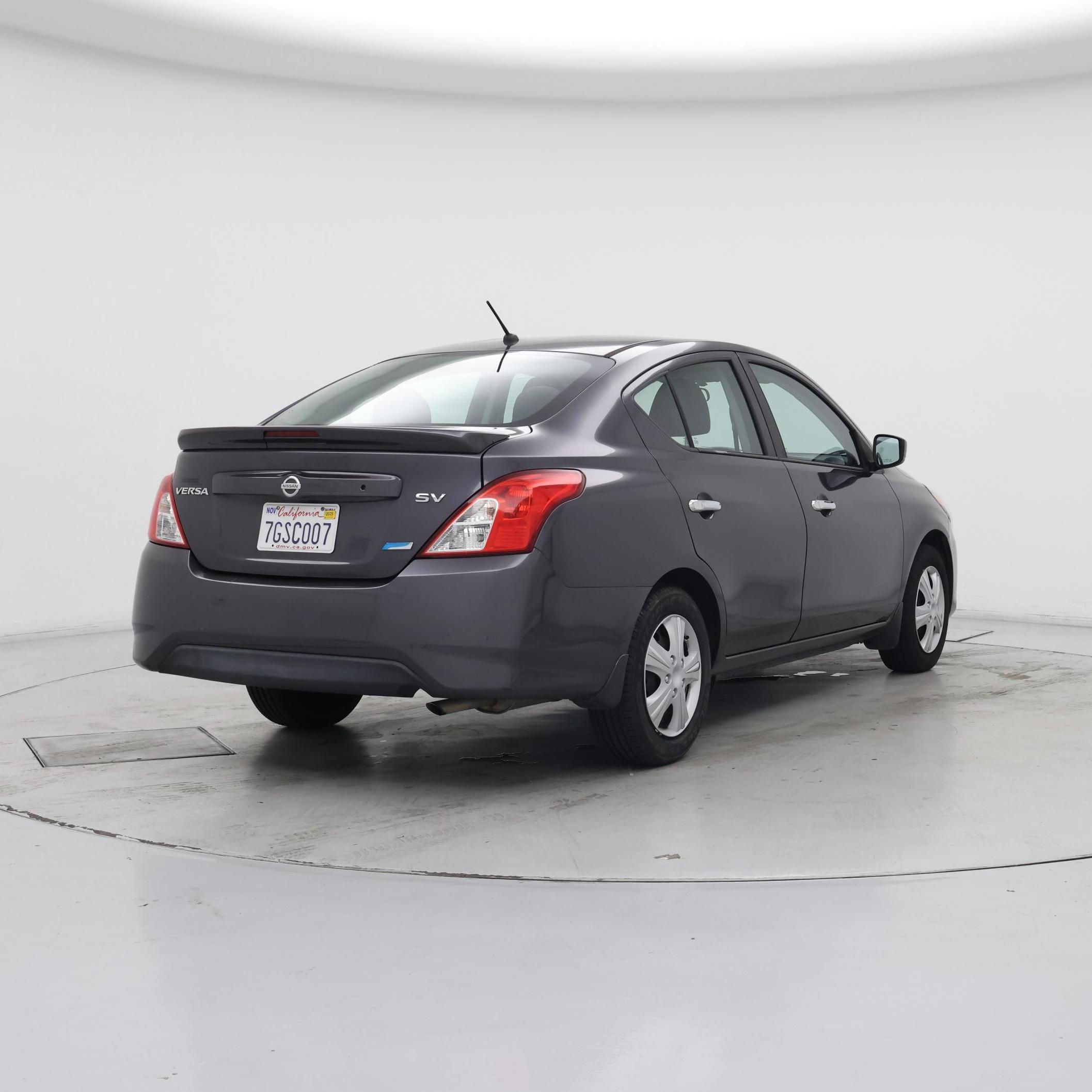 Thumbnail: 2015 Nissan Versa - 8