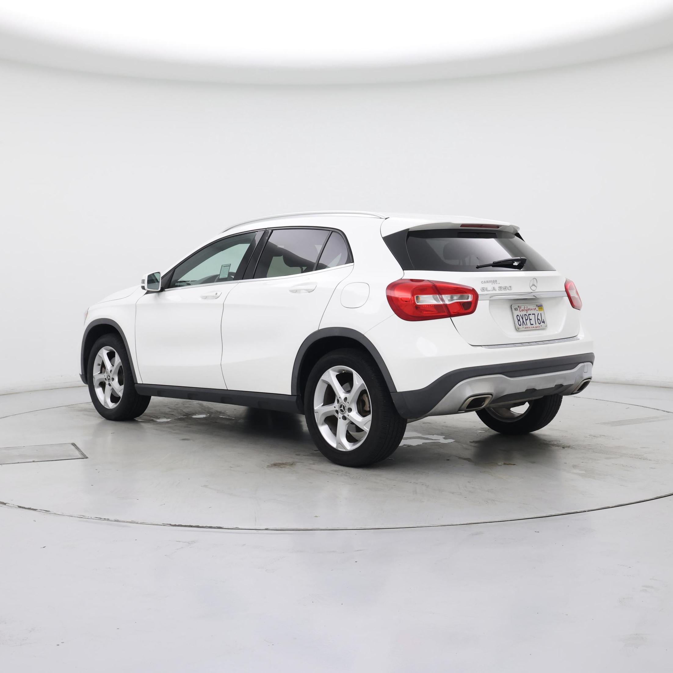 Thumbnail: 2019 Mercedes-Benz GLA - 2
