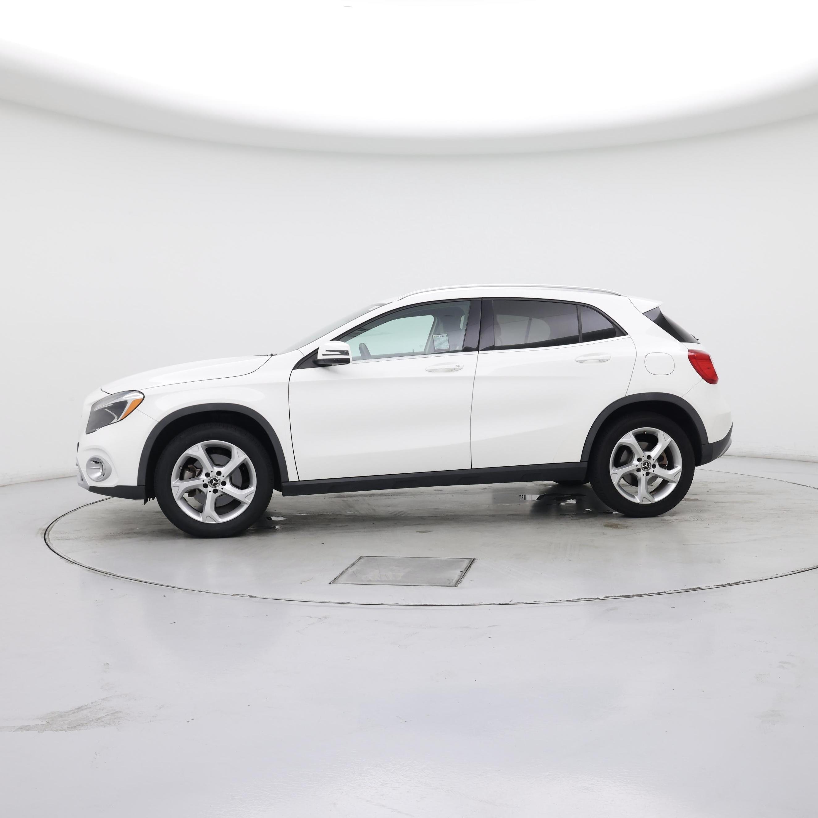 Thumbnail: 2019 Mercedes-Benz GLA - 3