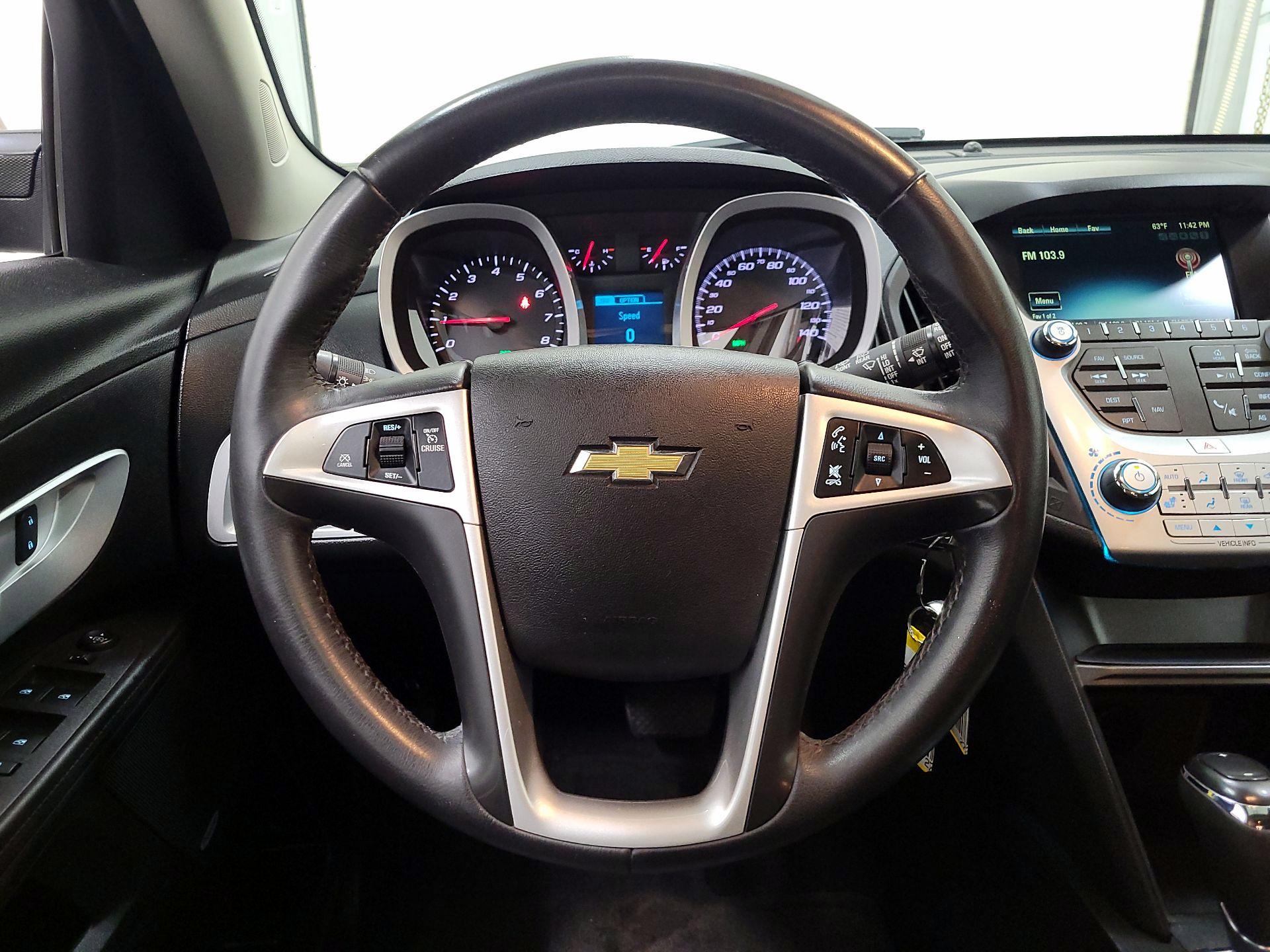 Thumbnail: 2016 Chevrolet Equinox - 10