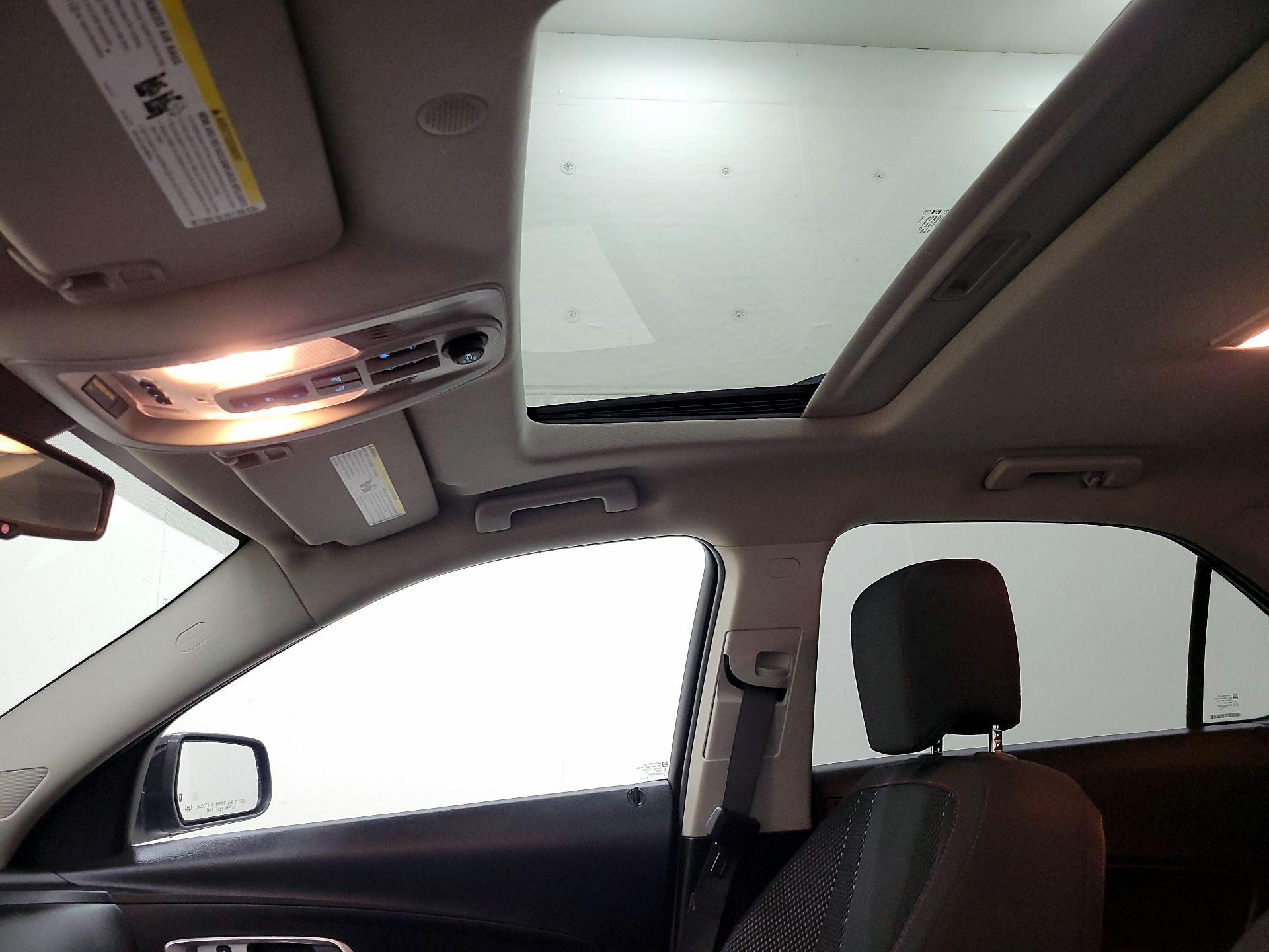 Thumbnail: 2016 Chevrolet Equinox - 17