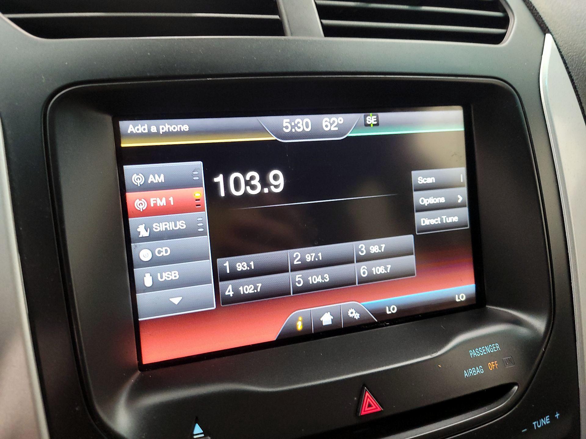 Thumbnail: 2015 Ford Explorer - 16
