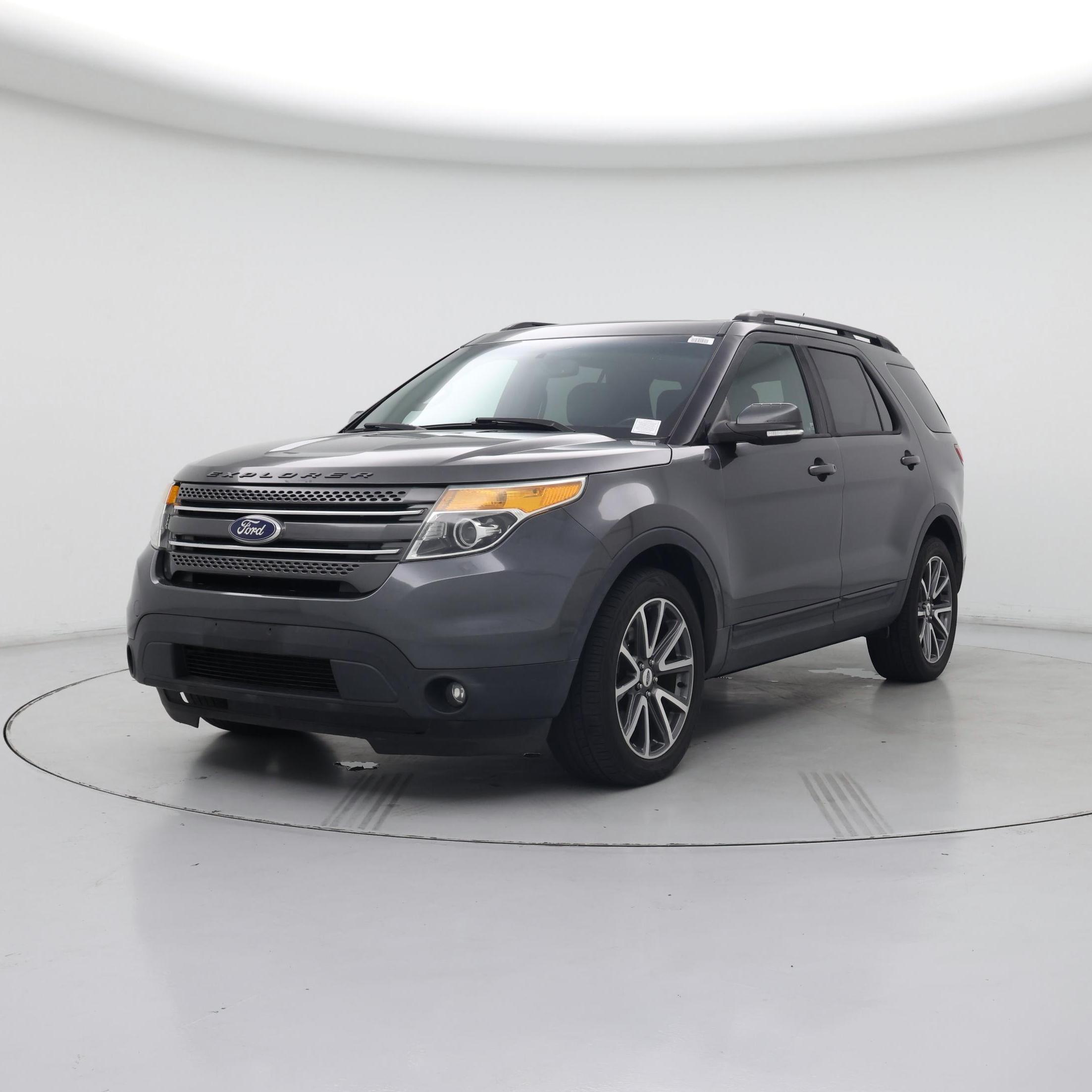 Thumbnail: 2015 Ford Explorer - 4