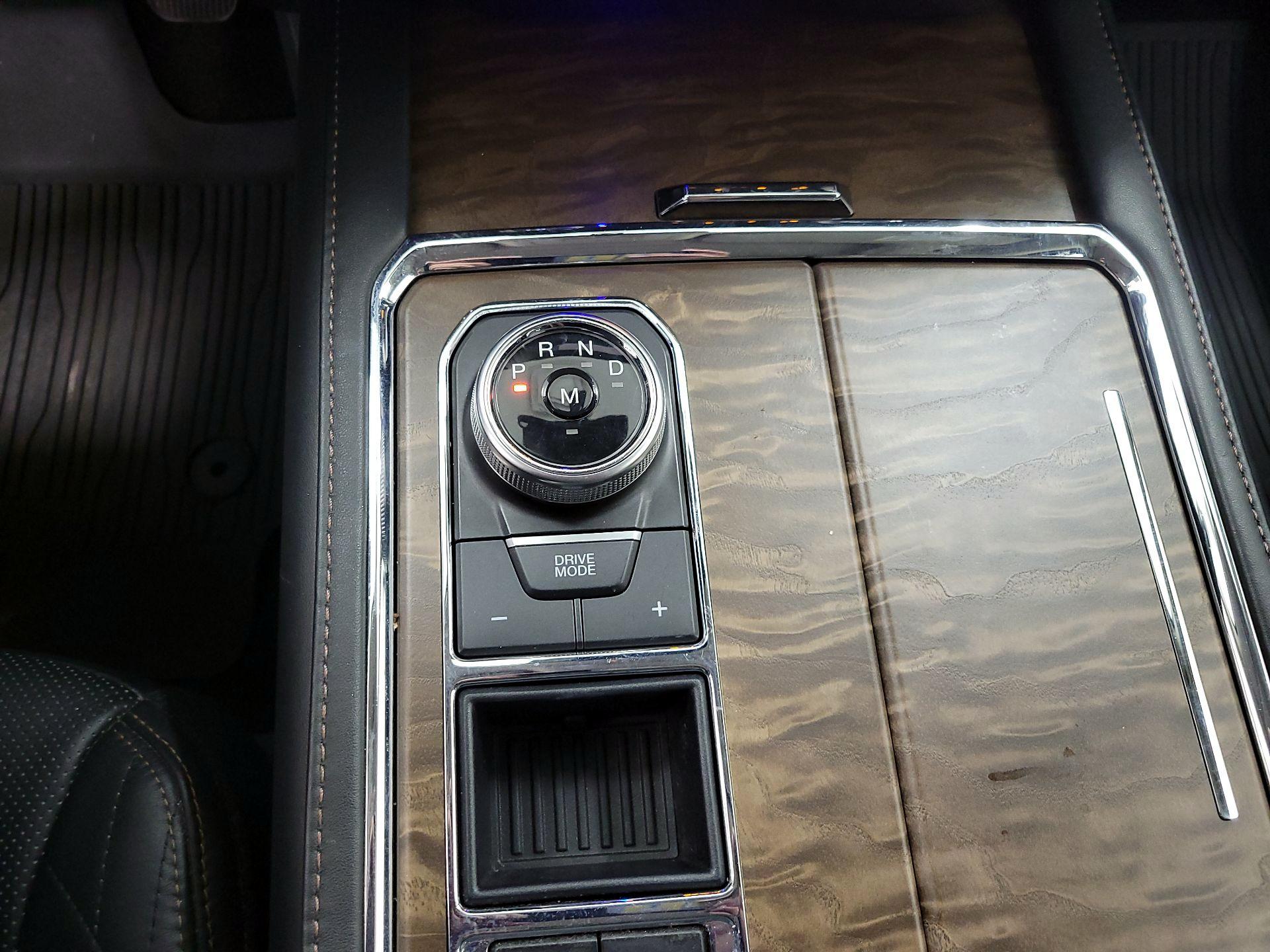 Thumbnail: 2020 Ford Expedition - 18