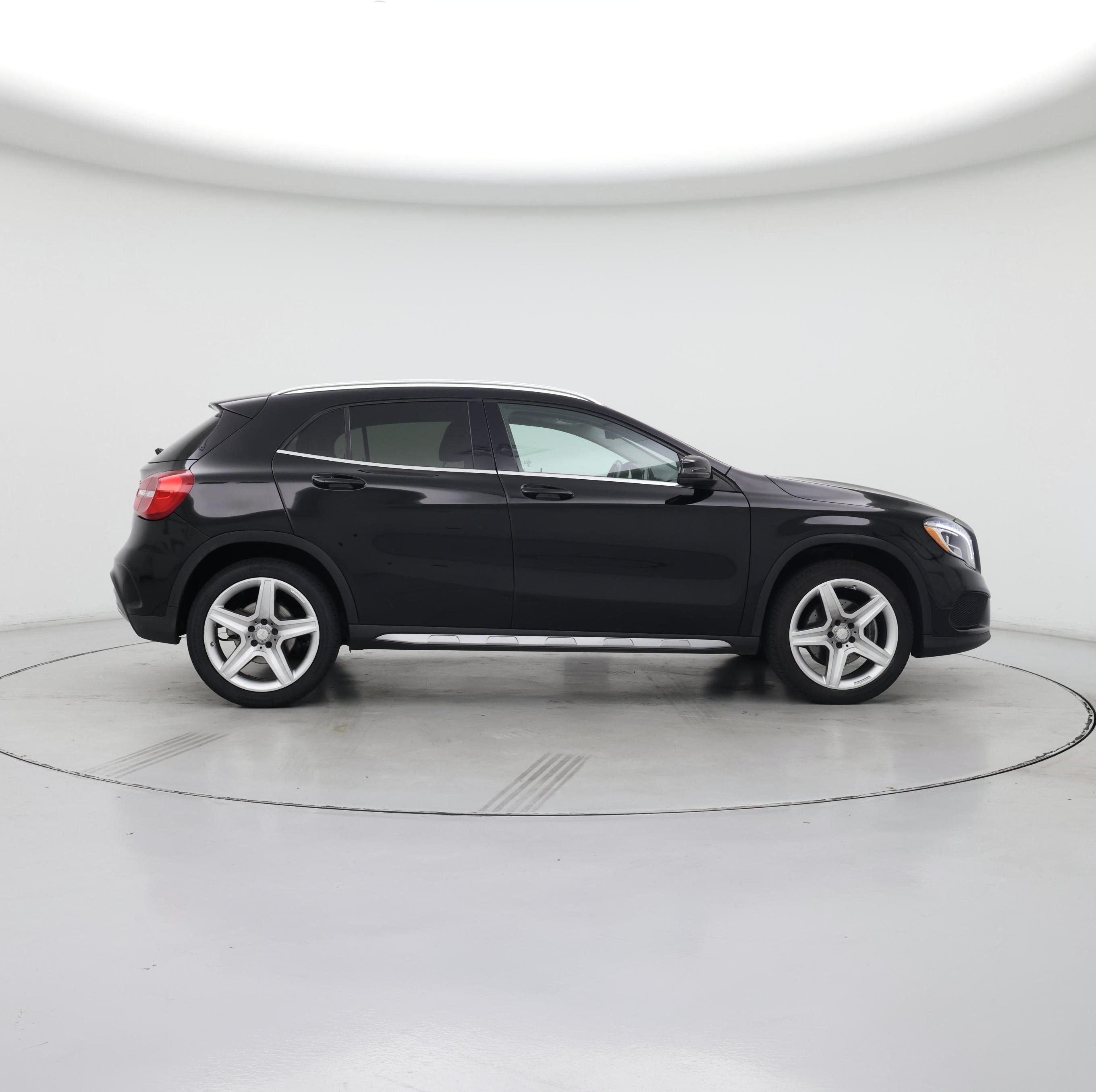 Thumbnail: 2015 Mercedes-Benz GLA - 7