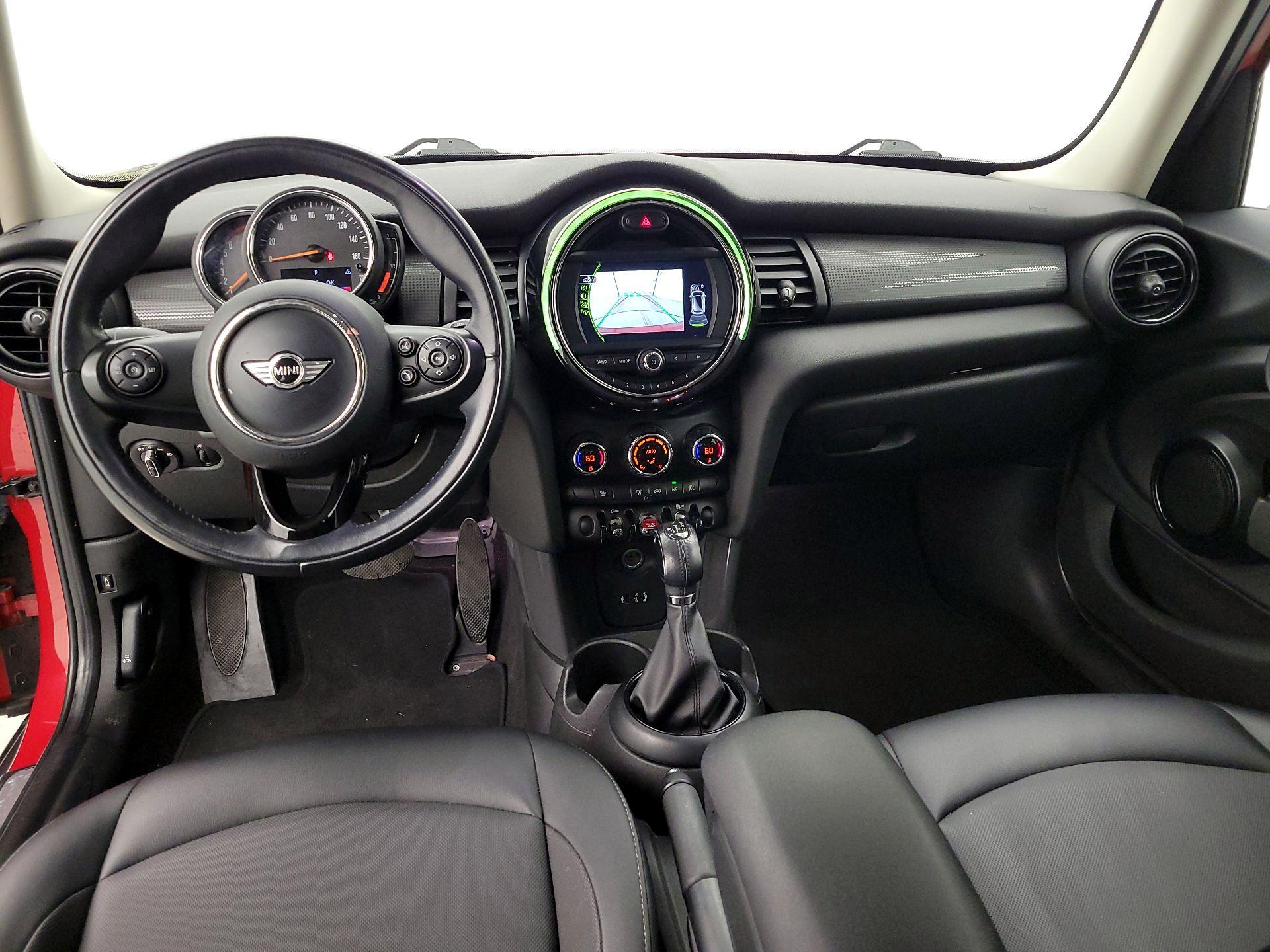 Thumbnail: 2018 MINI Cooper Hardtop - 9