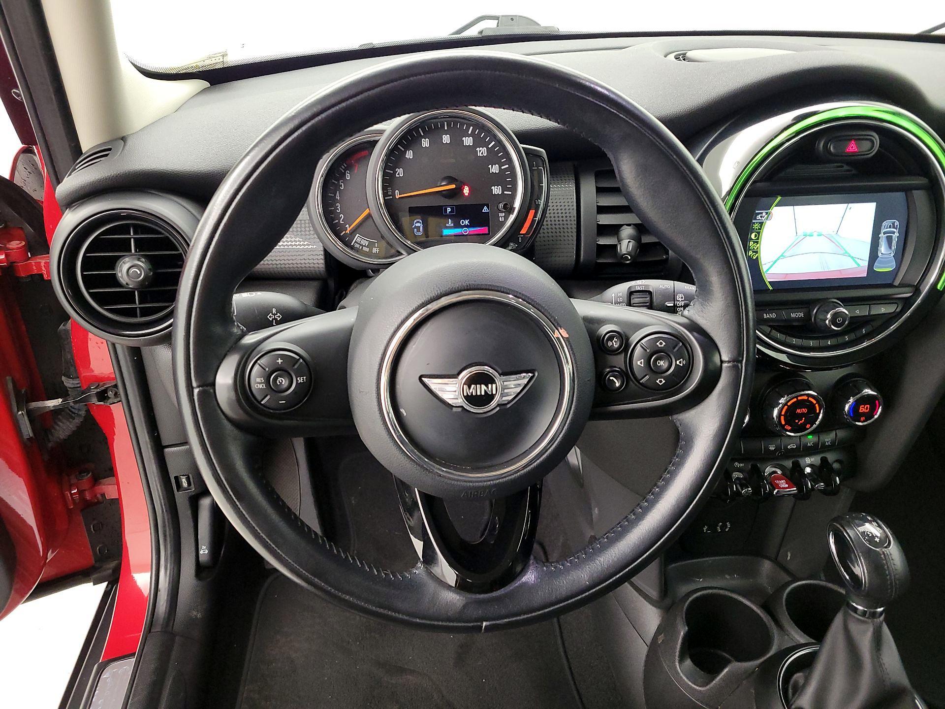 Thumbnail: 2018 MINI Cooper Hardtop - 10