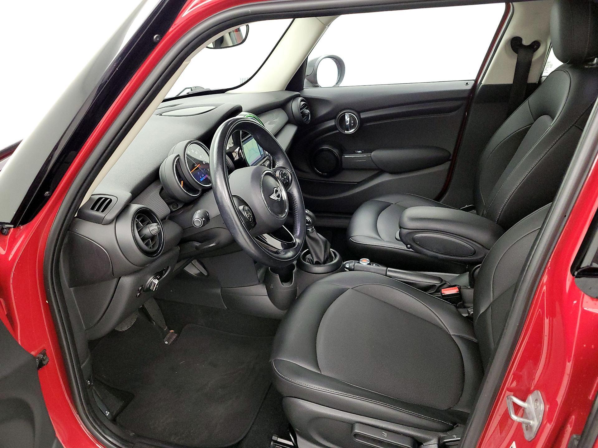 Thumbnail: 2018 MINI Cooper Hardtop - 11