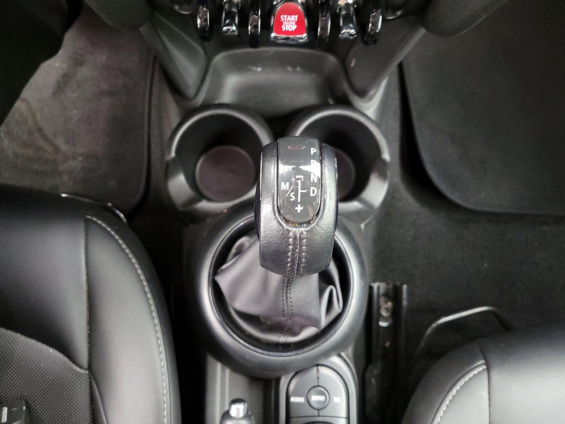 Thumbnail: 2018 MINI Cooper Hardtop - 17