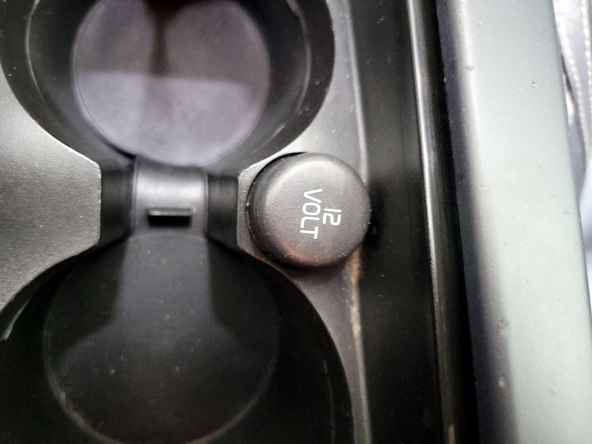 Thumbnail: 2016 Volvo V60 - 18