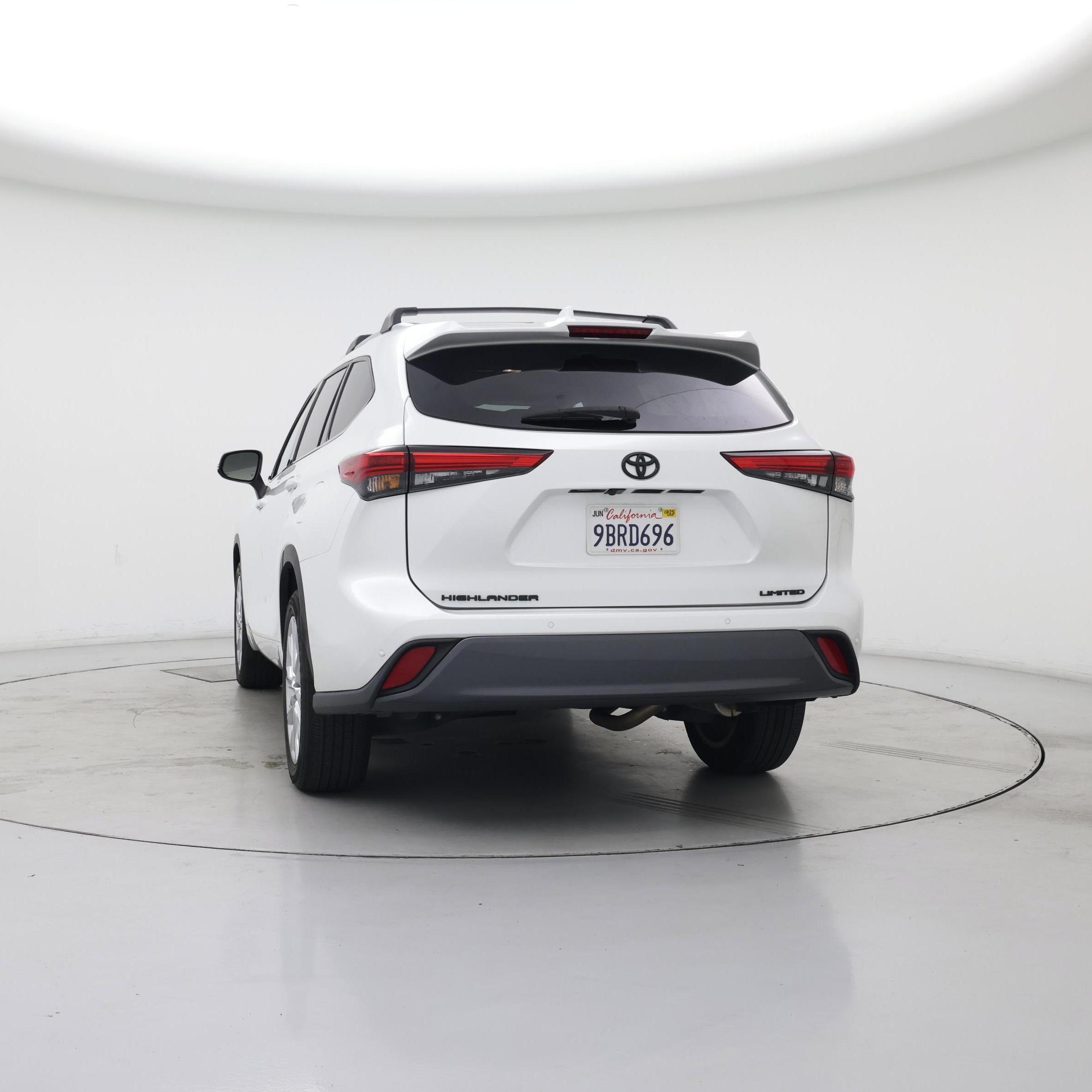 Thumbnail: 2022 Toyota Highlander - 6