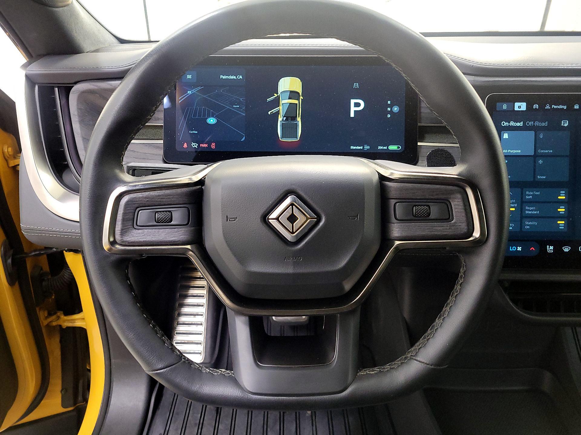 Thumbnail: 2023 Rivian R1T - 10