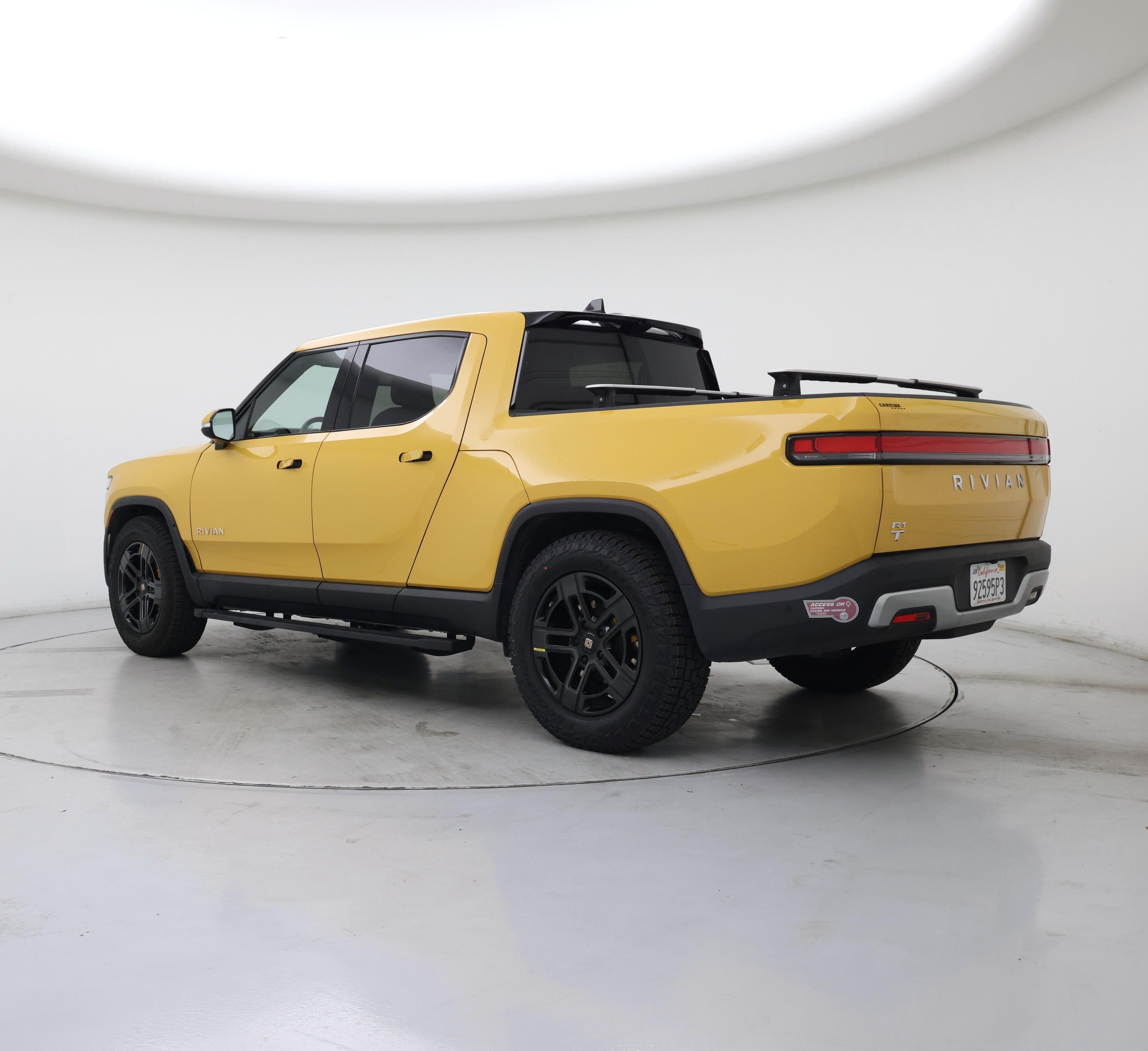 Thumbnail: 2023 Rivian R1T - 2